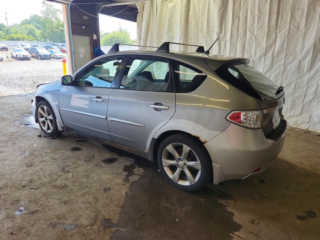 2011 Subaru Impreza Outback Sport Silver vin: JF1GH6D63BH814873