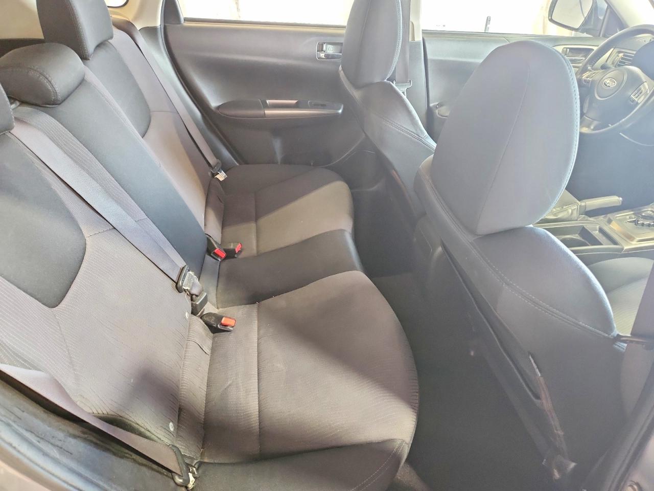 2011 Subaru Impreza Outback Sport Silver vin: JF1GH6D63BH814873