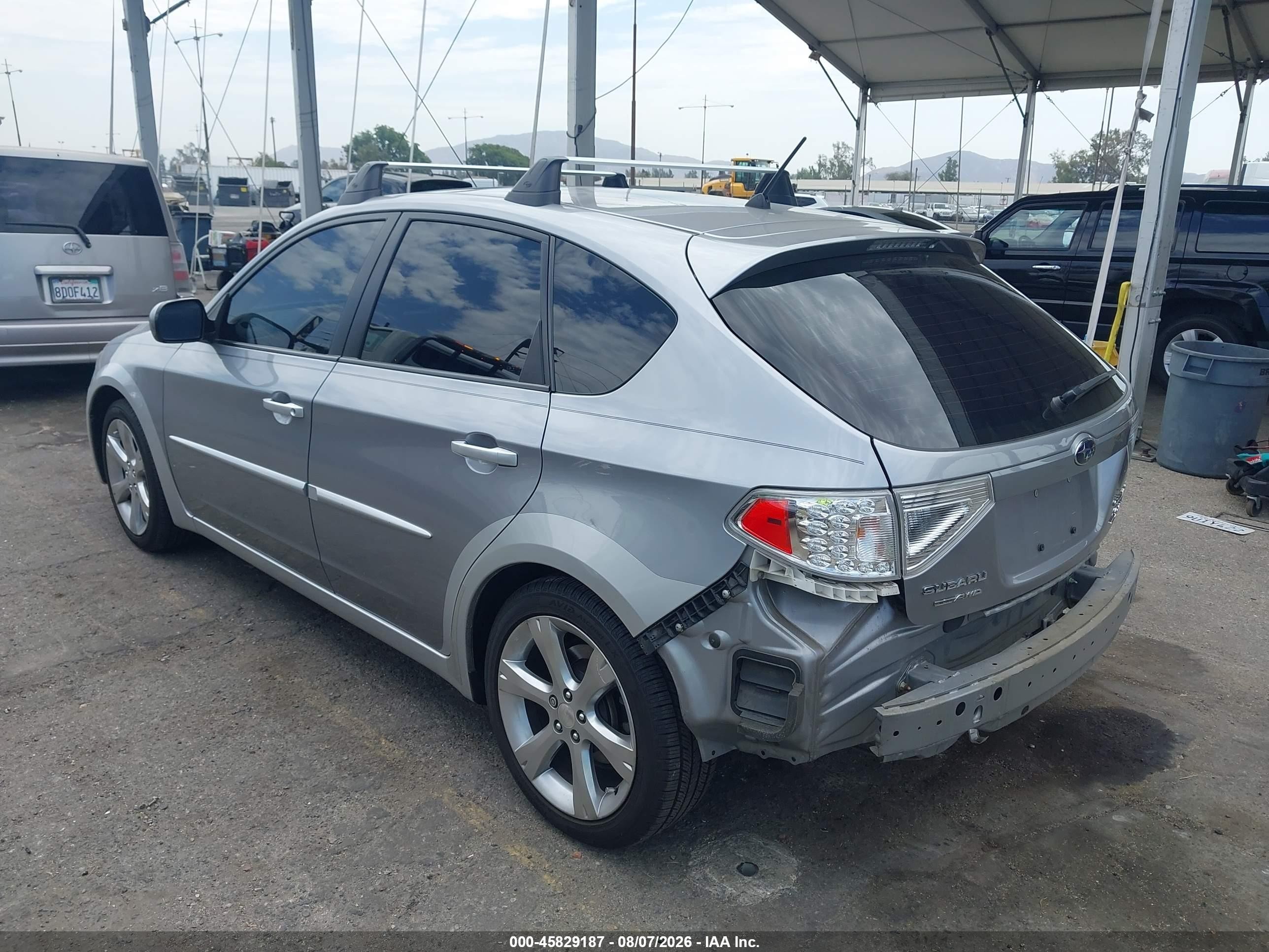 2011 Subaru Impreza Outback Sport   Silver vin: JF1GH6D63BH821886