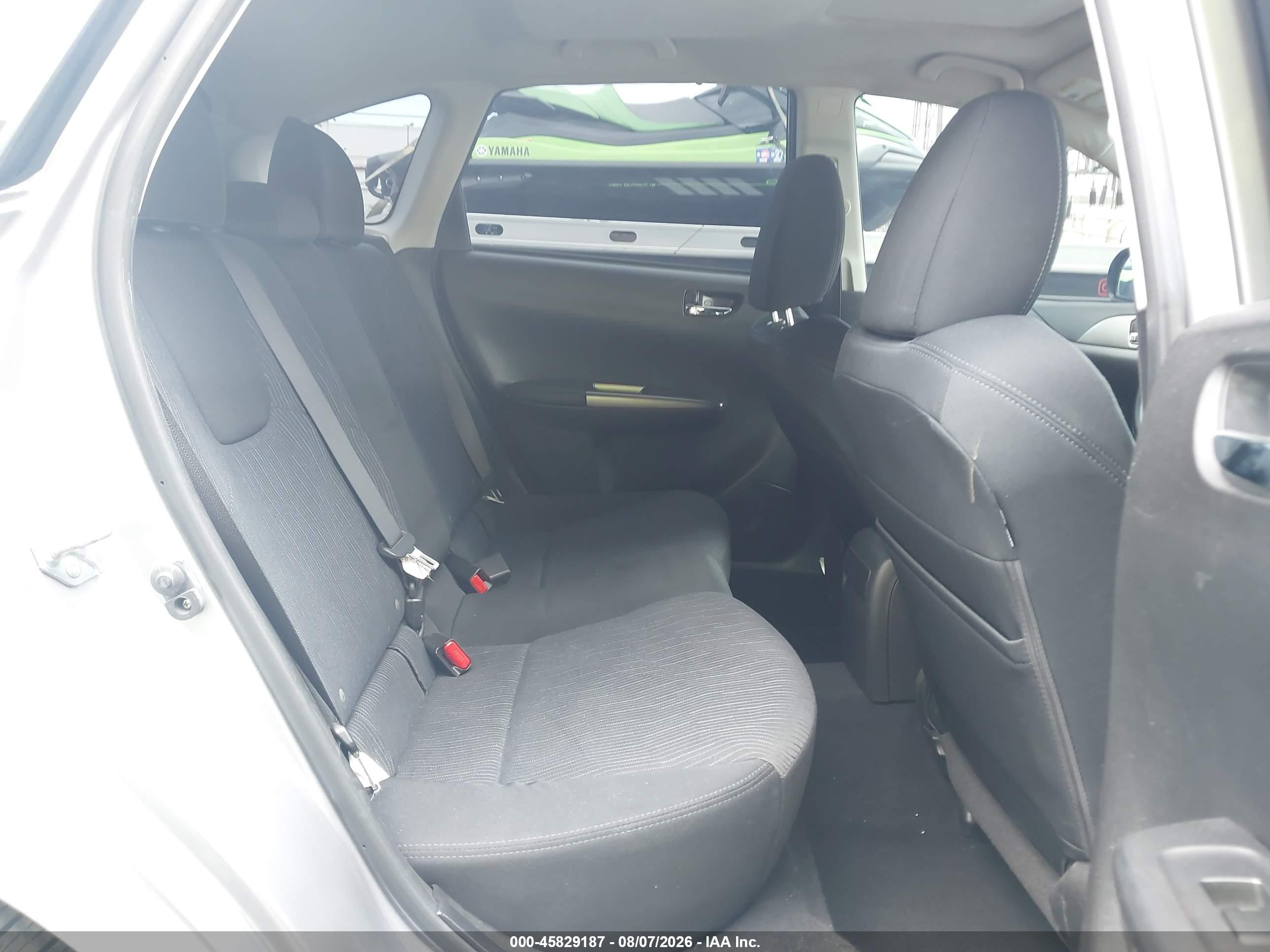 2011 Subaru Impreza Outback Sport   Silver vin: JF1GH6D63BH821886