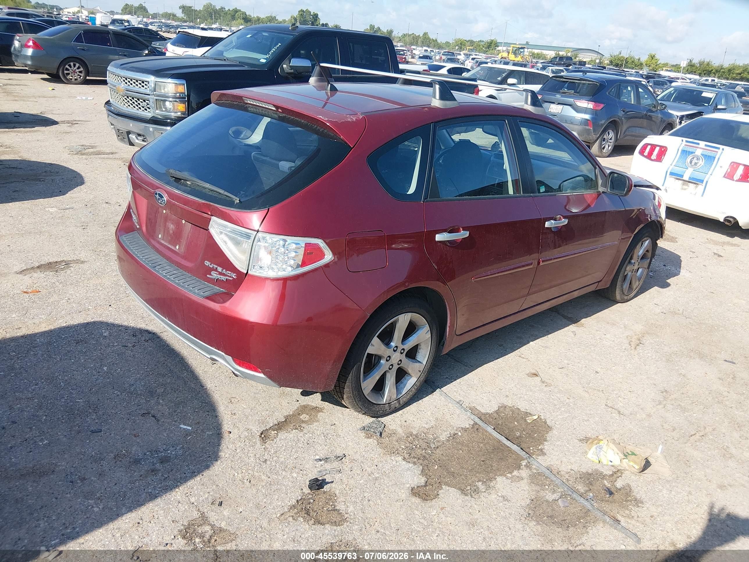 2011 Subaru Impreza Outback Sport   Burgundy vin: JF1GH6D63BH831009