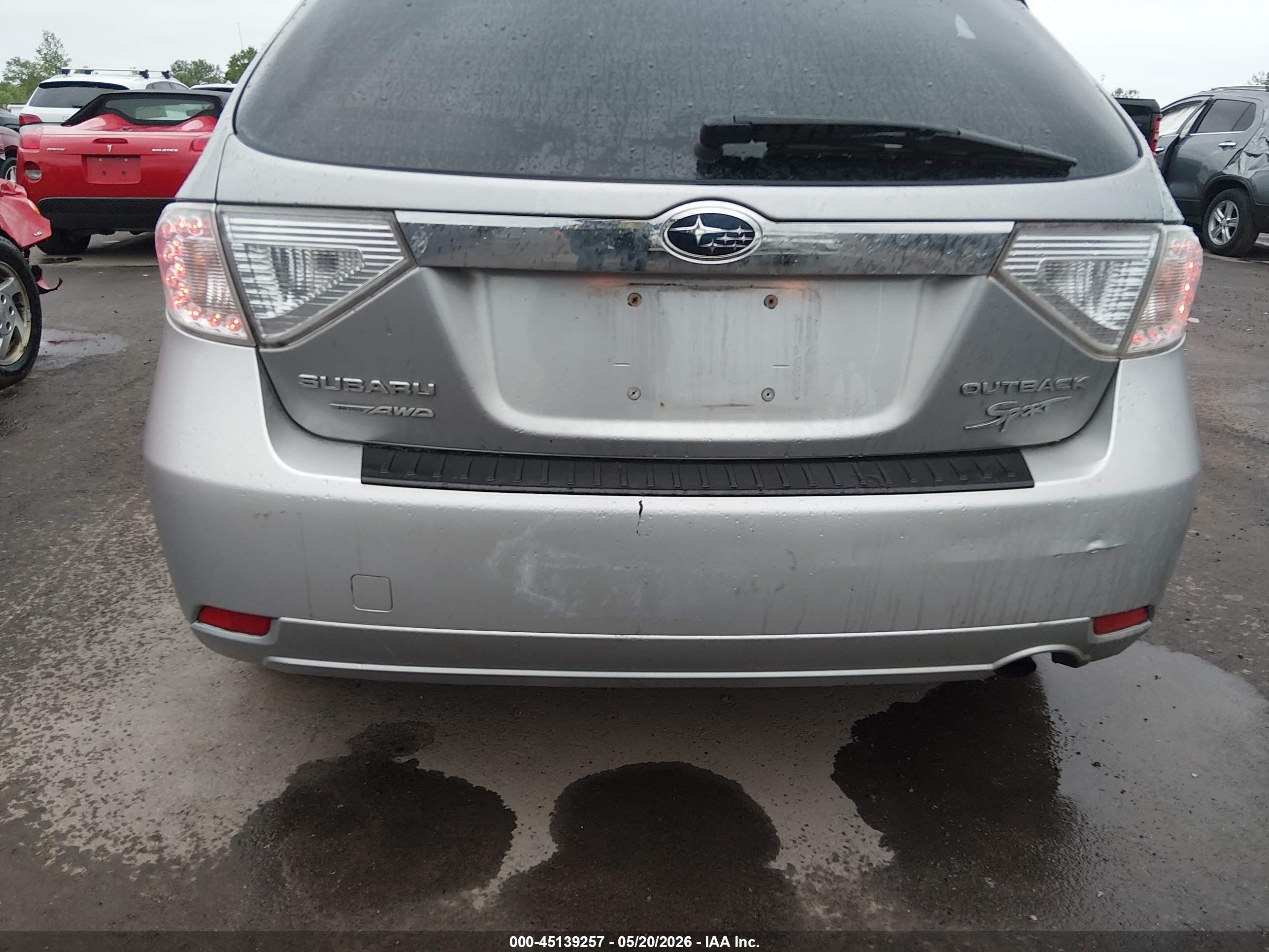 2010 Subaru Impreza Outback Sport   Silver vin: JF1GH6D67AG822480