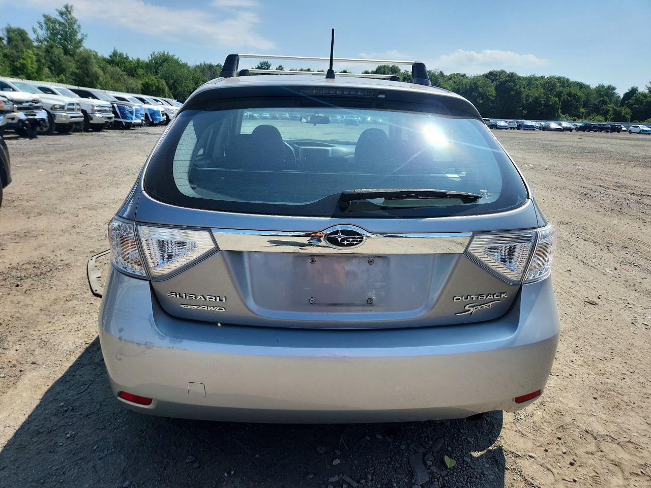 2010 Subaru Impreza Outback Sport Silver vin: JF1GH6D68AH806637