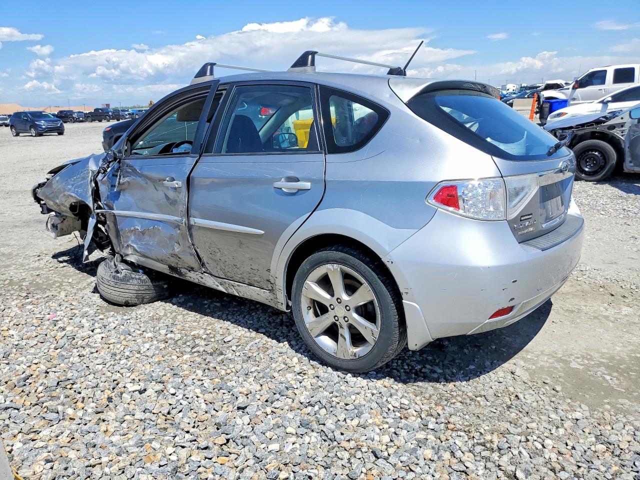 2010 Subaru Impreza 4d 4wd Silver vin: JF1GH6D68AH812700