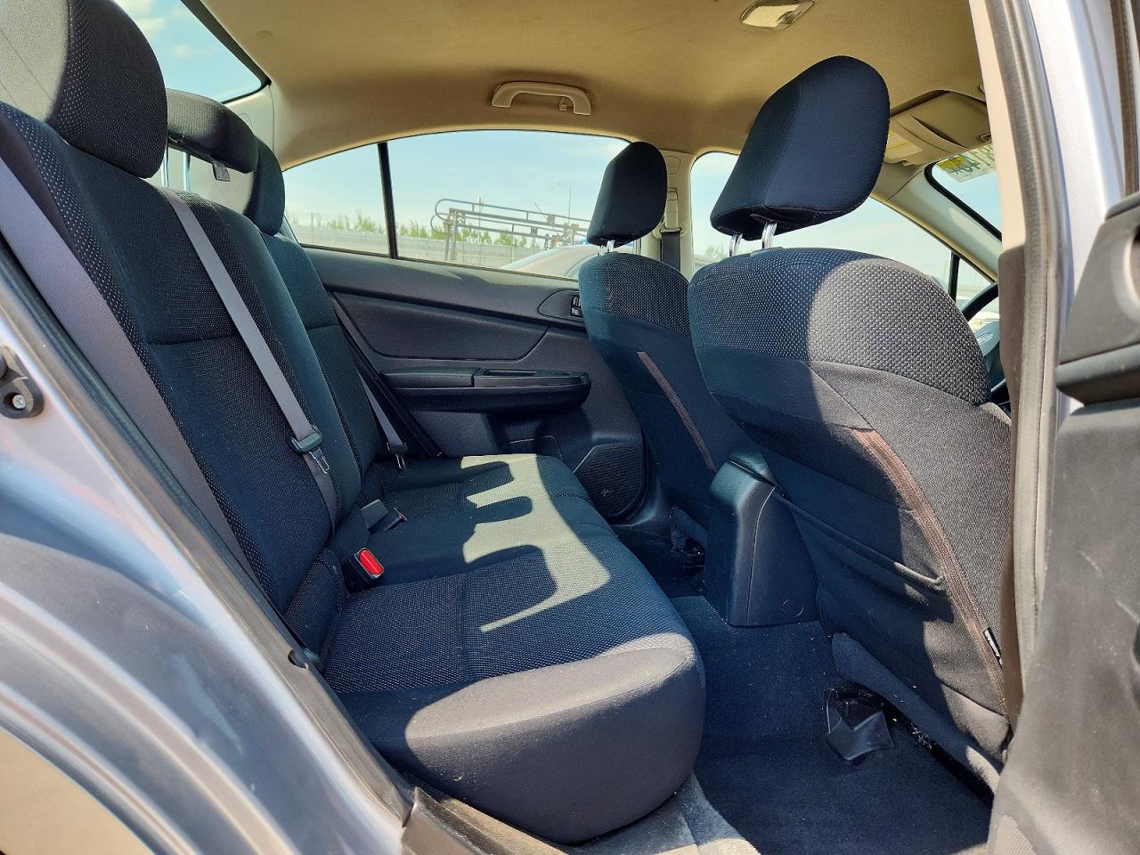 2013 Subaru Impreza Silver vin: JF1GJAA60DH028897