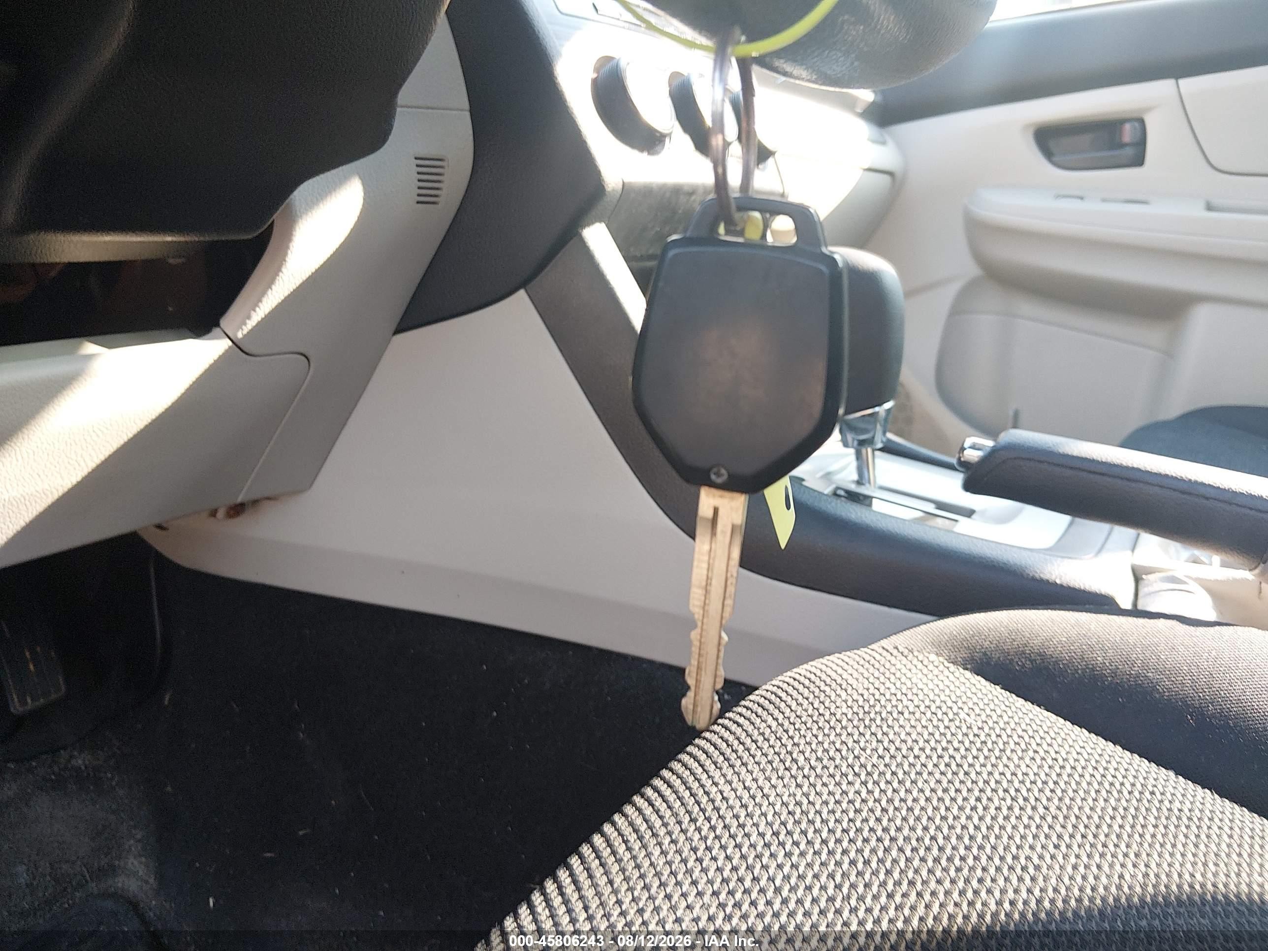 2014 Subaru Impreza 2.0i Белый vin: JF1GJAA60EH020431