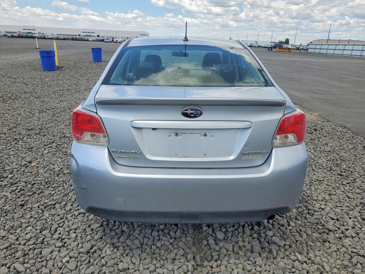 2015 Subaru Impreza Silver vin: JF1GJAA60FH002920