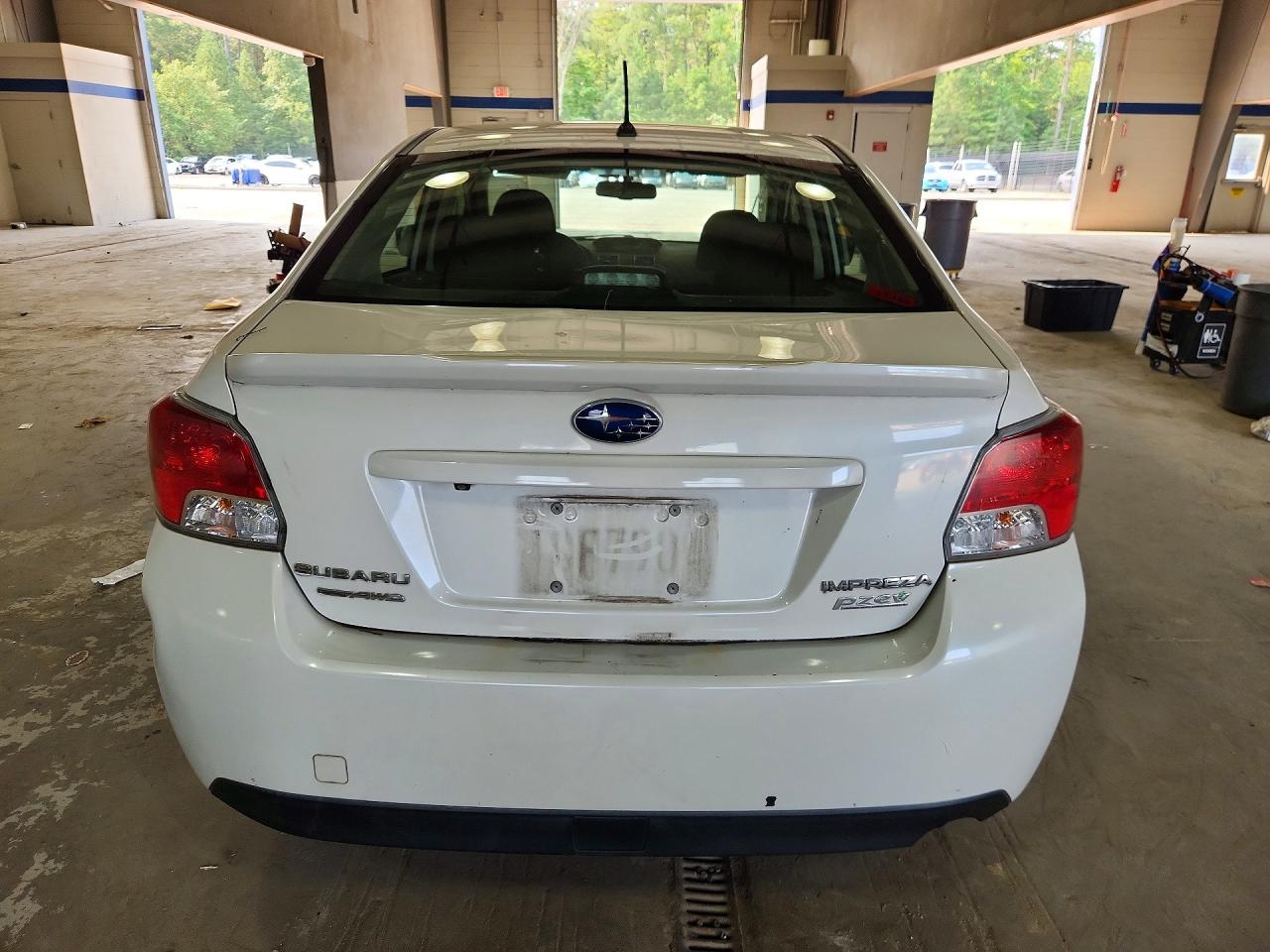 2015 Subaru Impreza White vin: JF1GJAA60FH009589