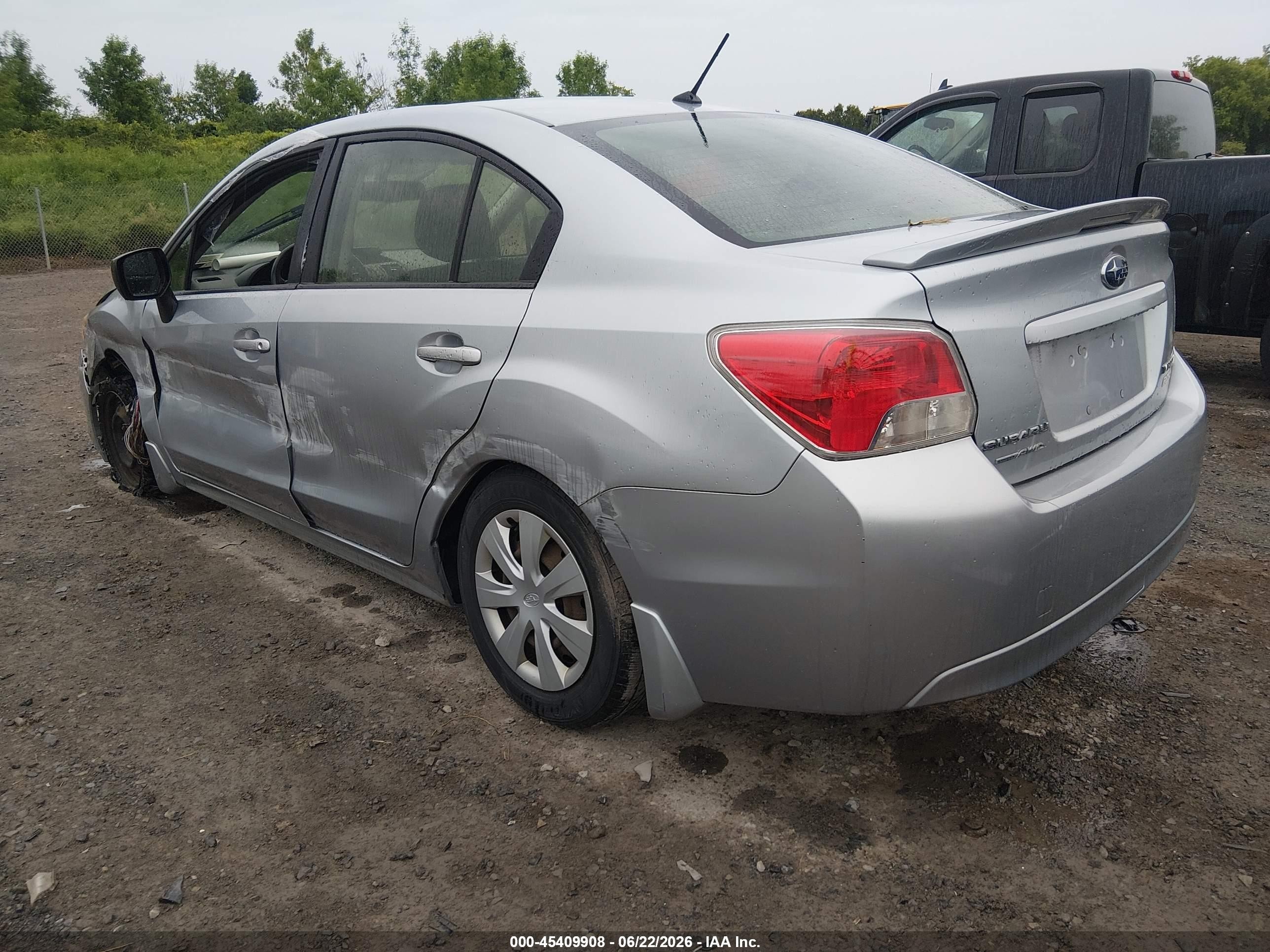 2013 Subaru Impreza 2.0i Silver vin: JF1GJAA61DH017021