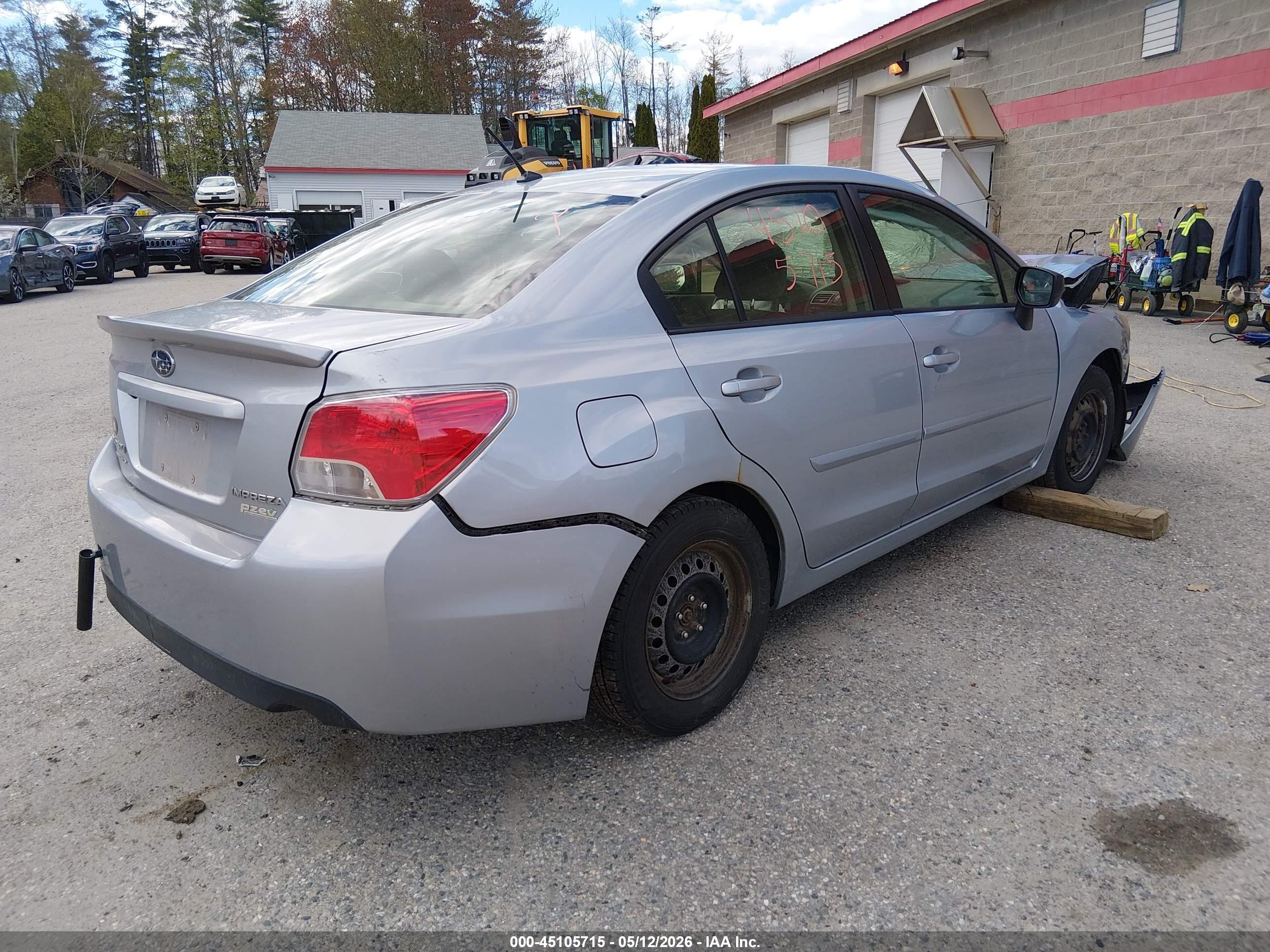 2015 Subaru Impreza 2.0i Silver vin: JF1GJAA61FH005809