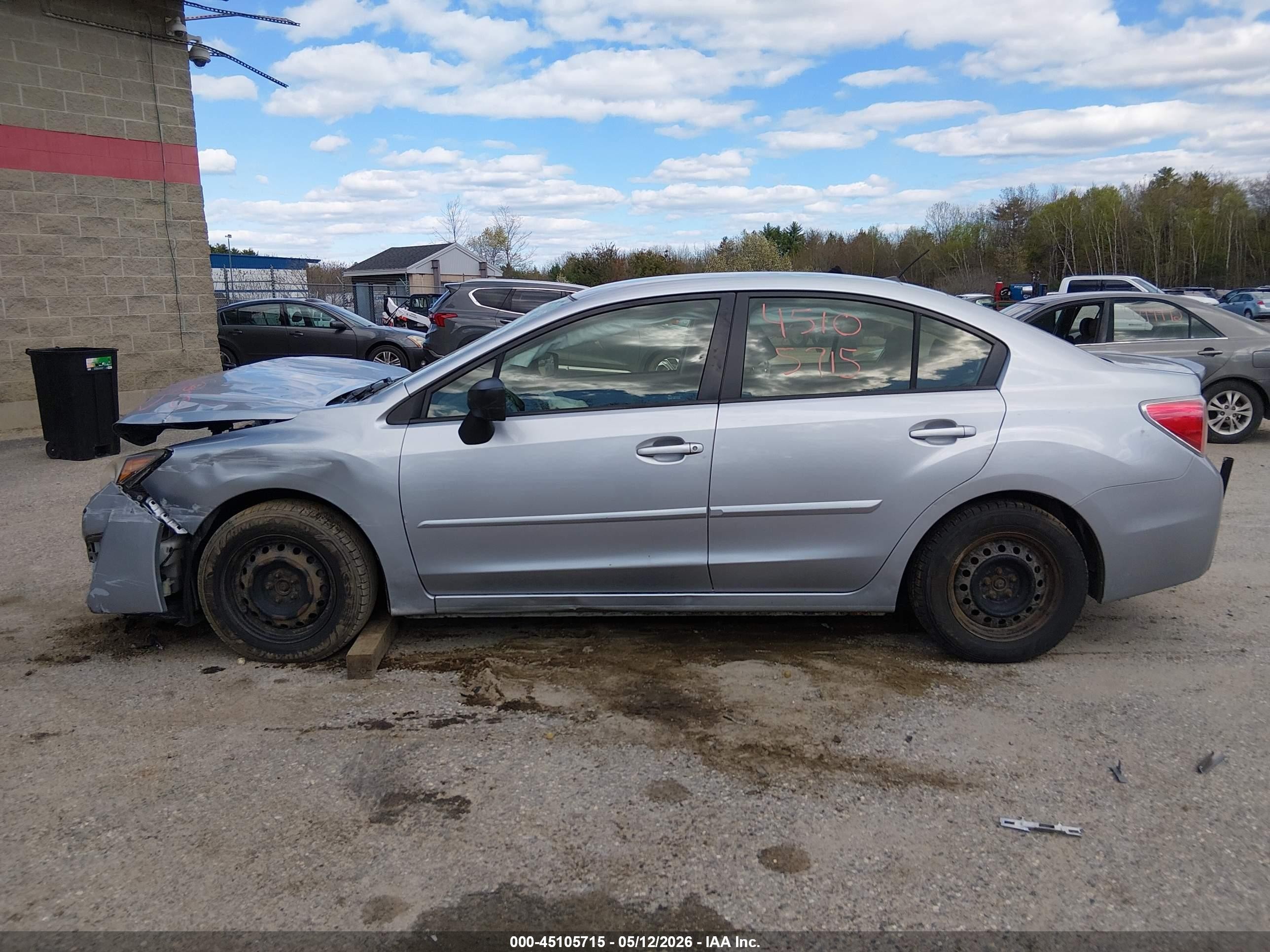 2015 Subaru Impreza 2.0i Silver vin: JF1GJAA61FH005809