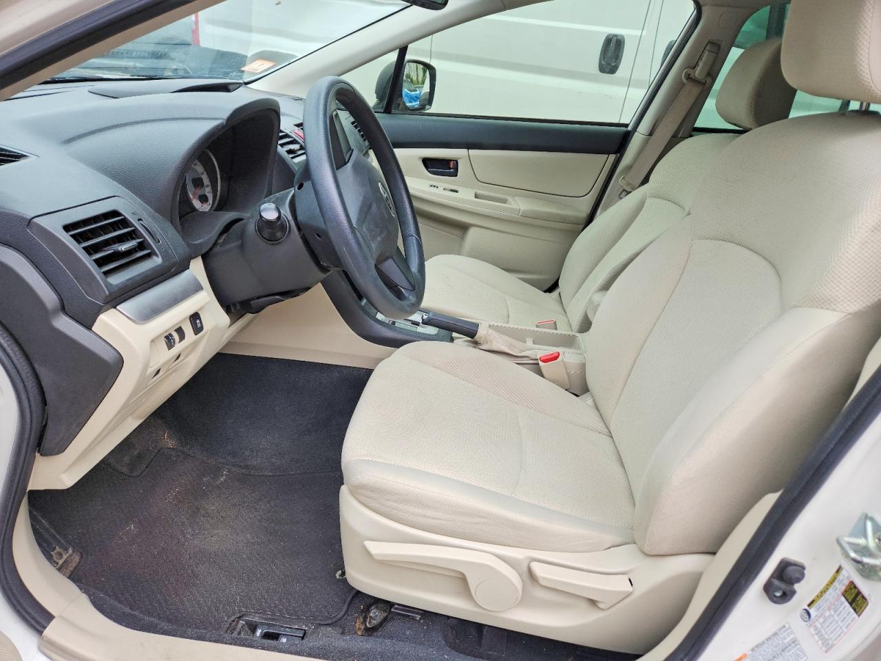 2012 Subaru Impreza White vin: JF1GJAA62CH026115
