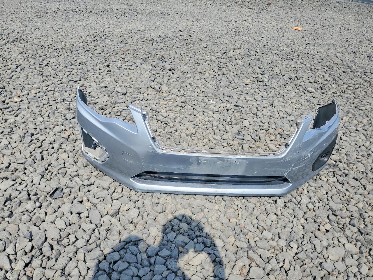 2013 Subaru Impreza Silver vin: JF1GJAA62DH011258