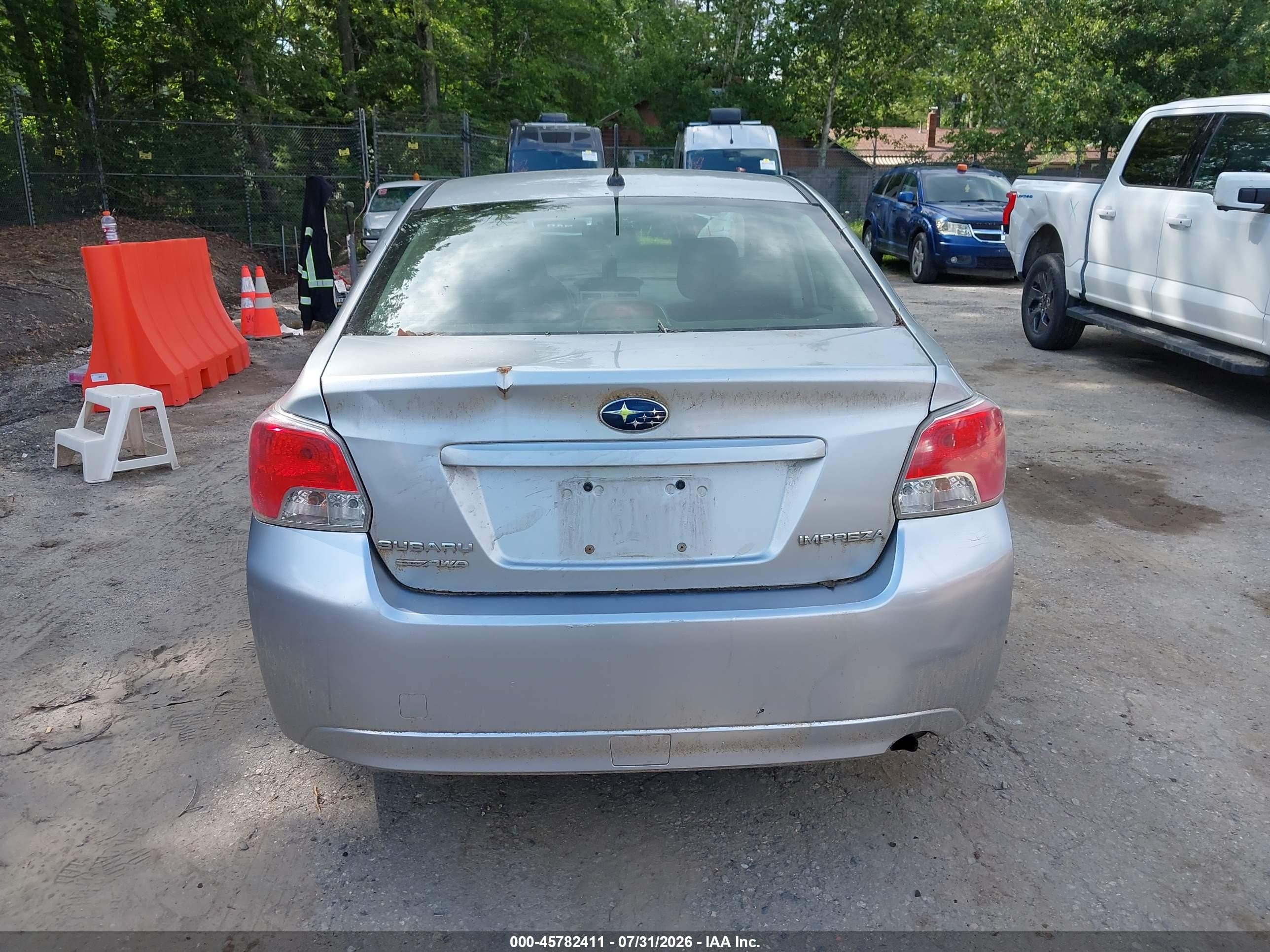 2013 Subaru Impreza 2.0i Silver vin: JF1GJAA62DH011714