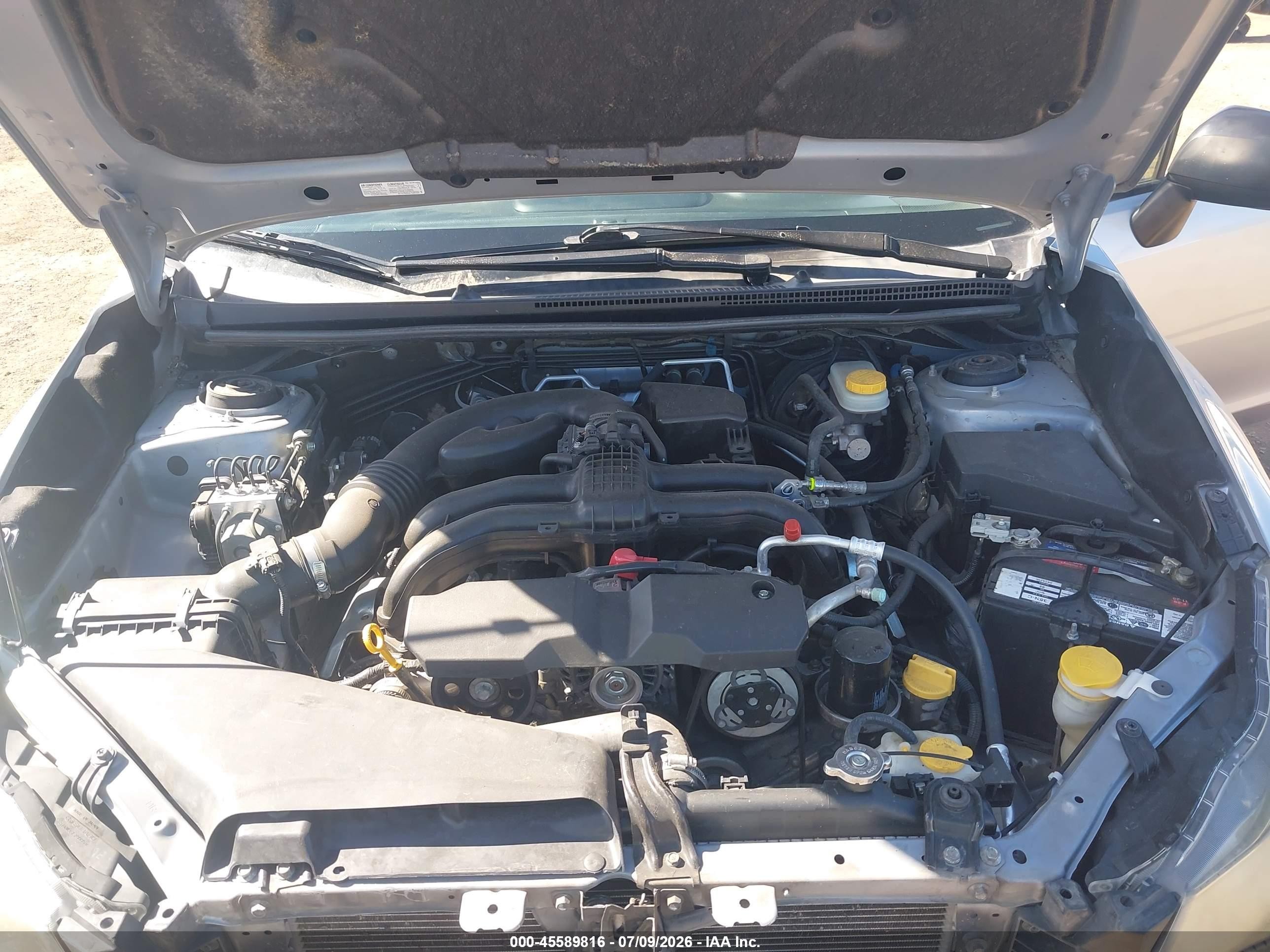 2013 Subaru Impreza 2.0i Silver vin: JF1GJAA62DH023670