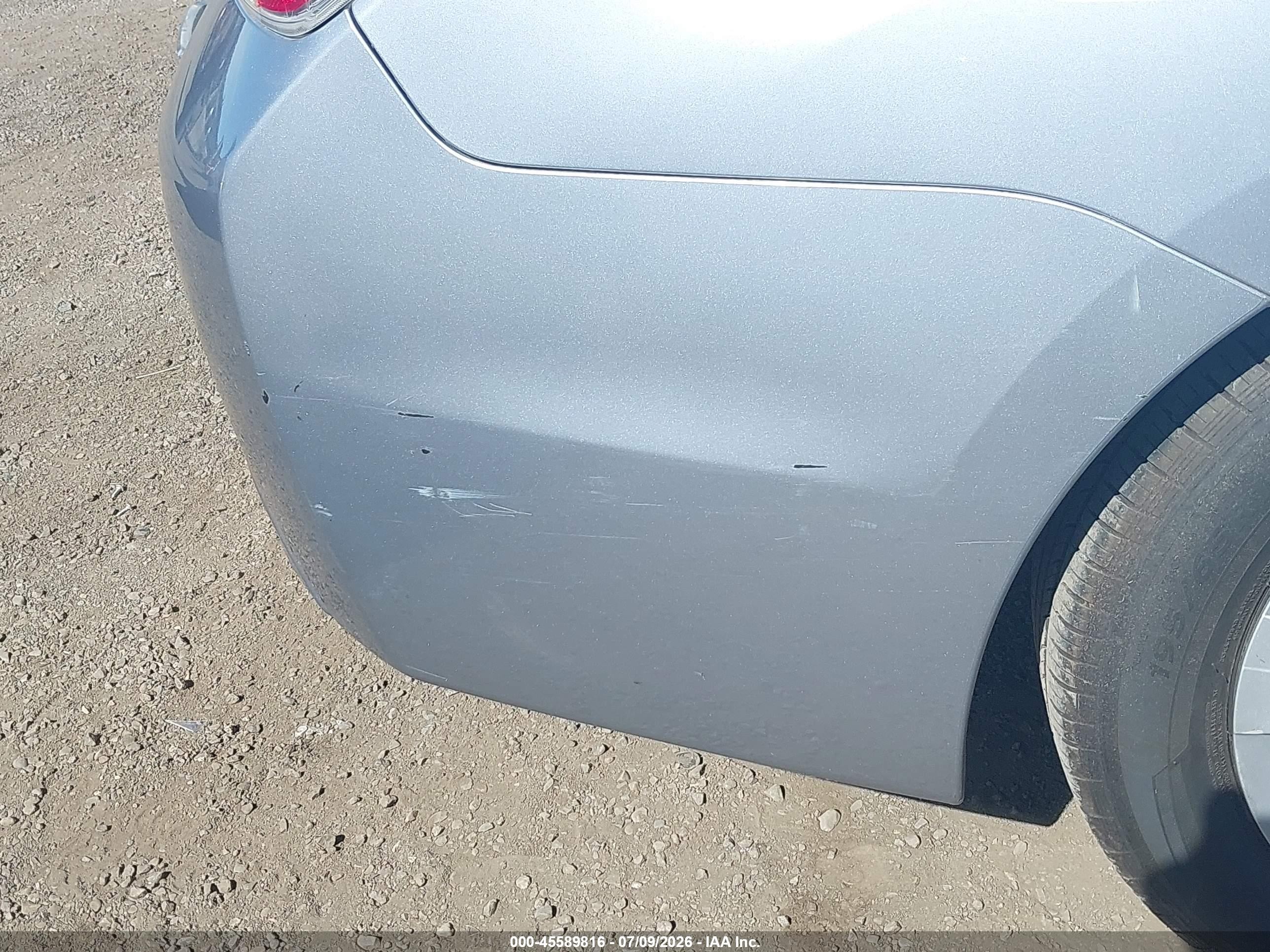 2013 Subaru Impreza 2.0i Silver vin: JF1GJAA62DH023670