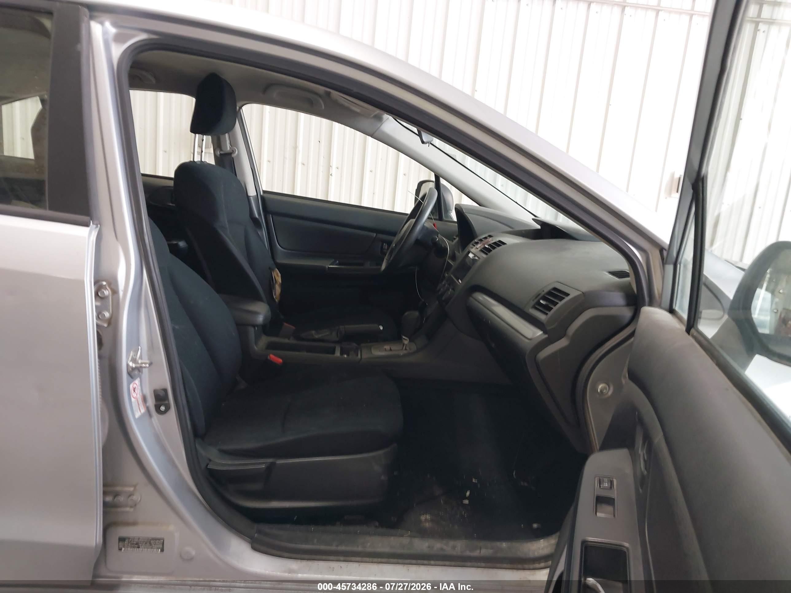 2014 Subaru Impreza 2.0i Silver vin: JF1GJAA62EH014727
