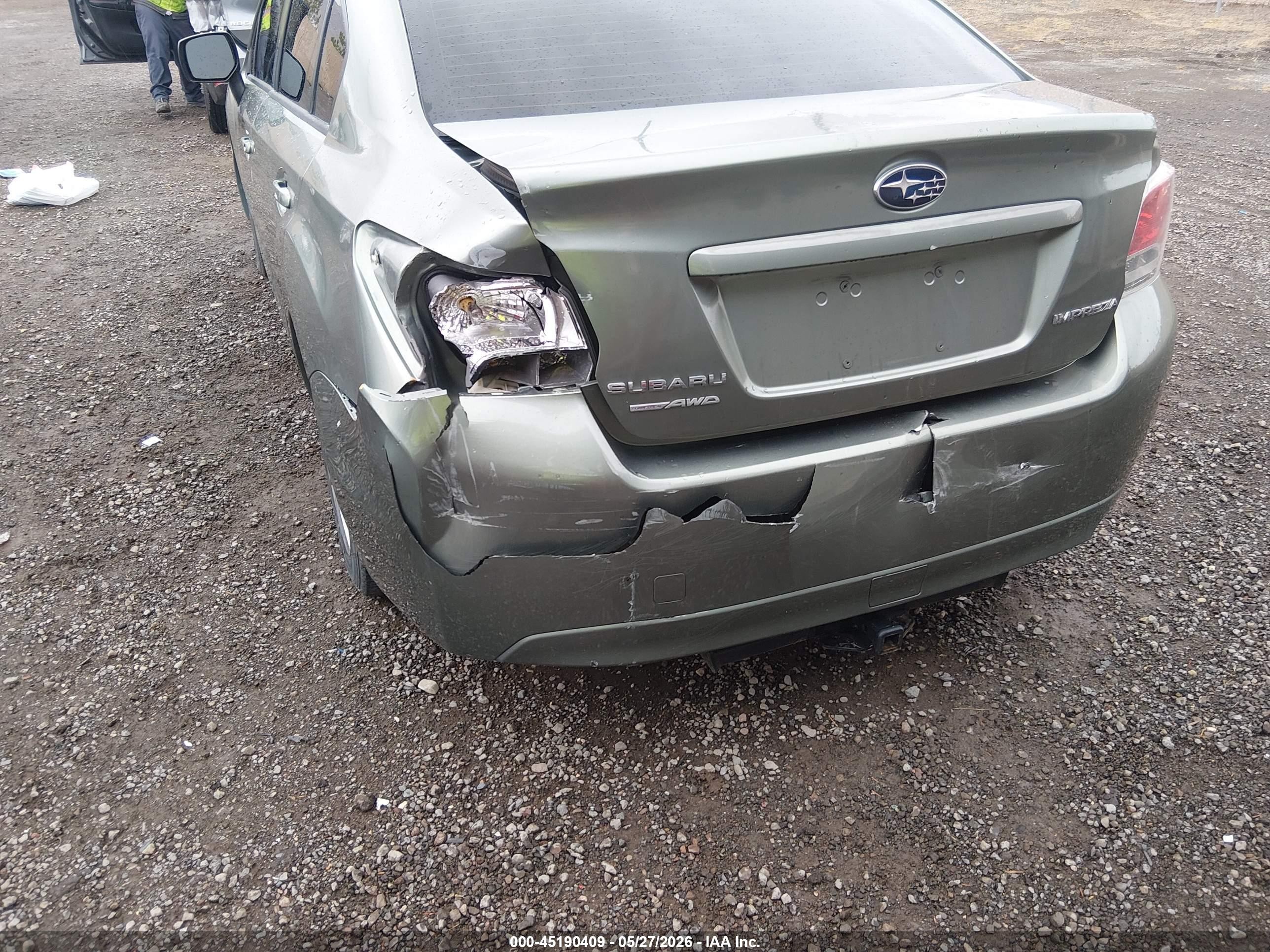2014 Subaru Impreza 2.0i Green vin: JF1GJAA62EH020107