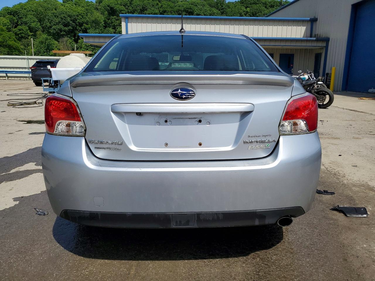 2015 Subaru Impreza Silver vin: JF1GJAA62FG009888