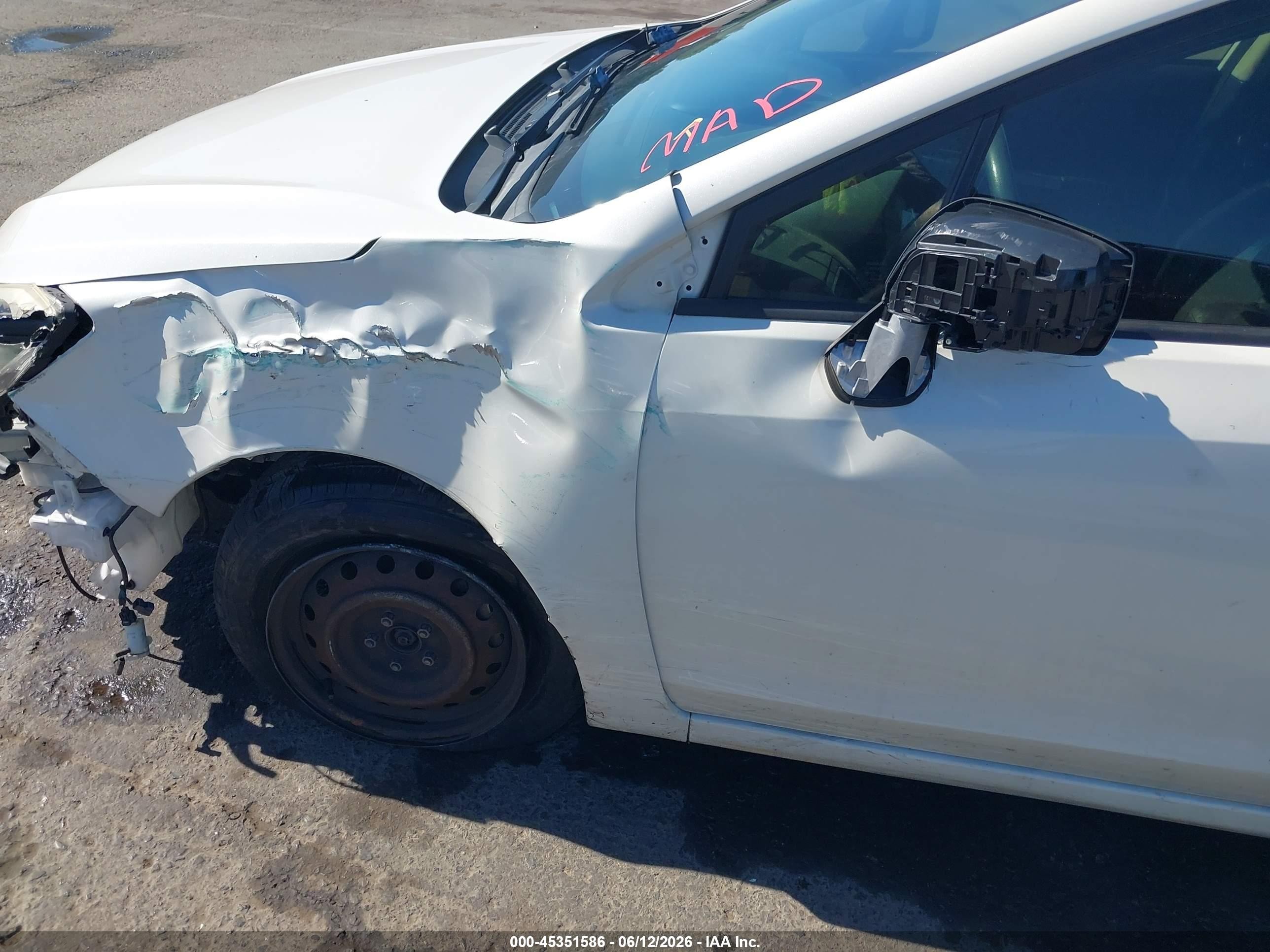 2015 Subaru Impreza 2.0i White vin: JF1GJAA62FH010307