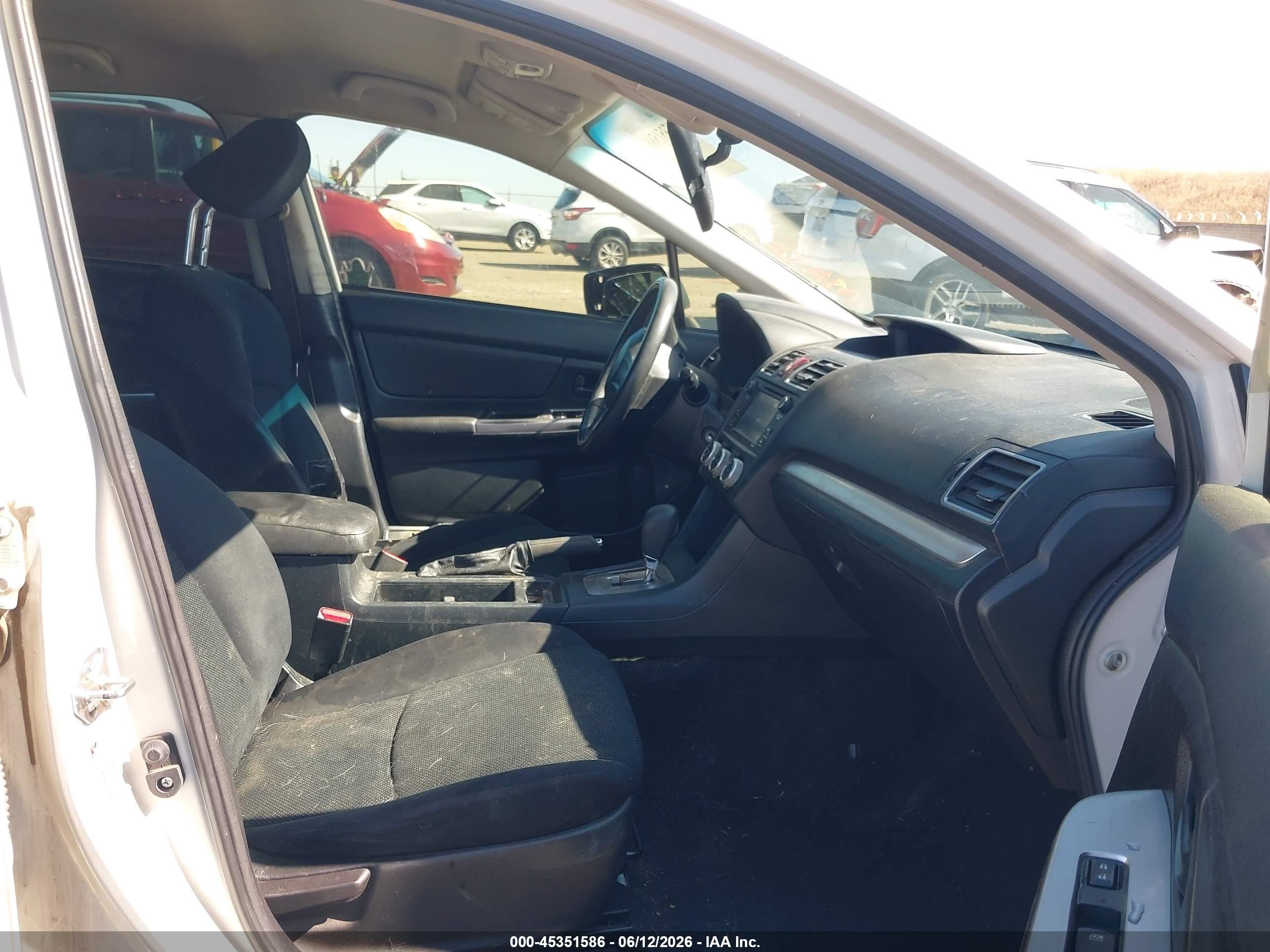 2015 Subaru Impreza 2.0i White vin: JF1GJAA62FH010307