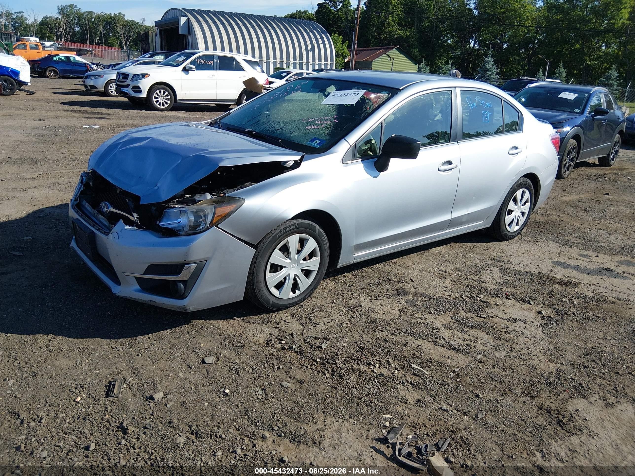 2015 Subaru Impreza 2.0i Серебряный vin: JF1GJAA62FH018536