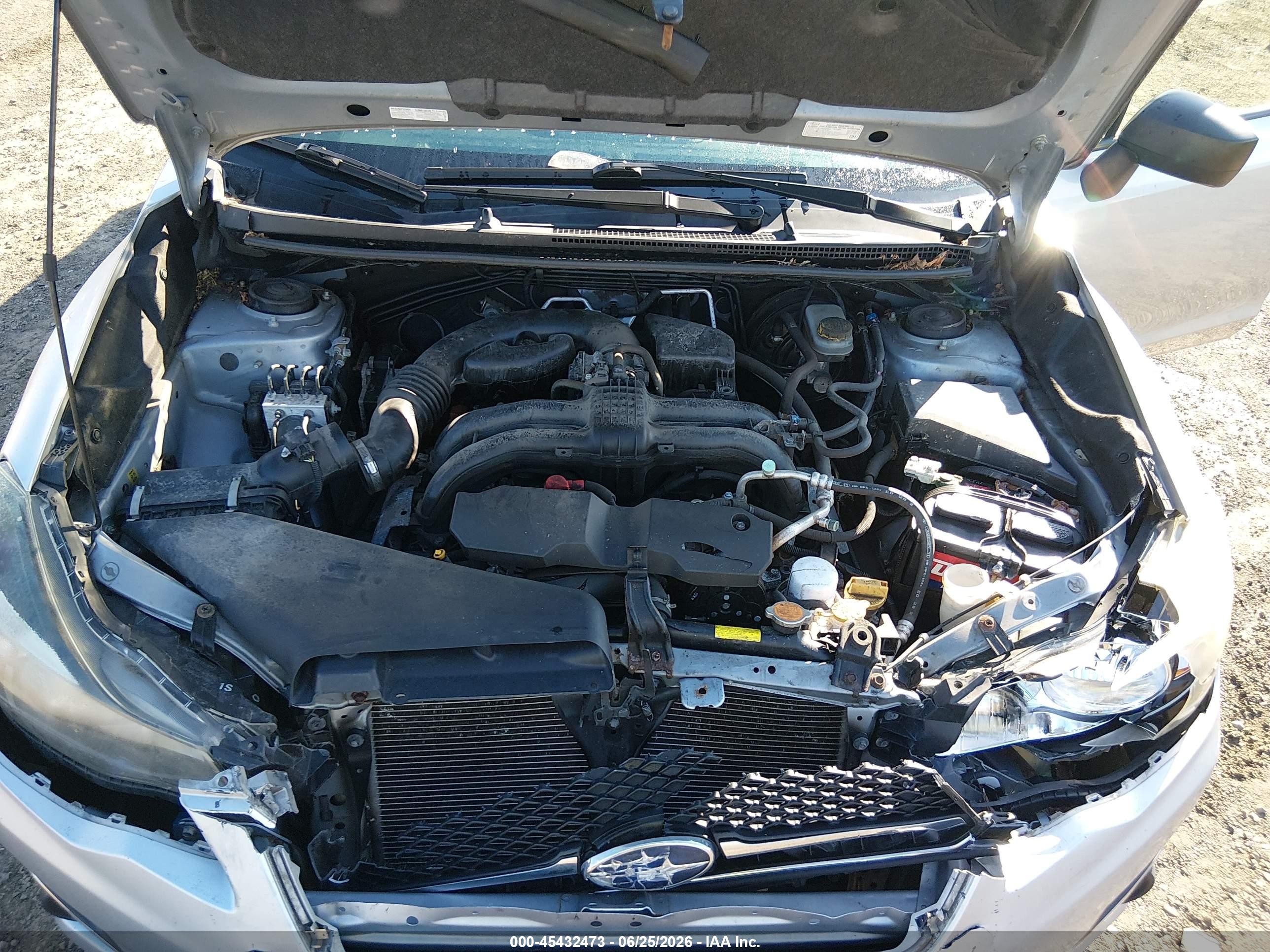 2015 Subaru Impreza 2.0i Серебряный vin: JF1GJAA62FH018536