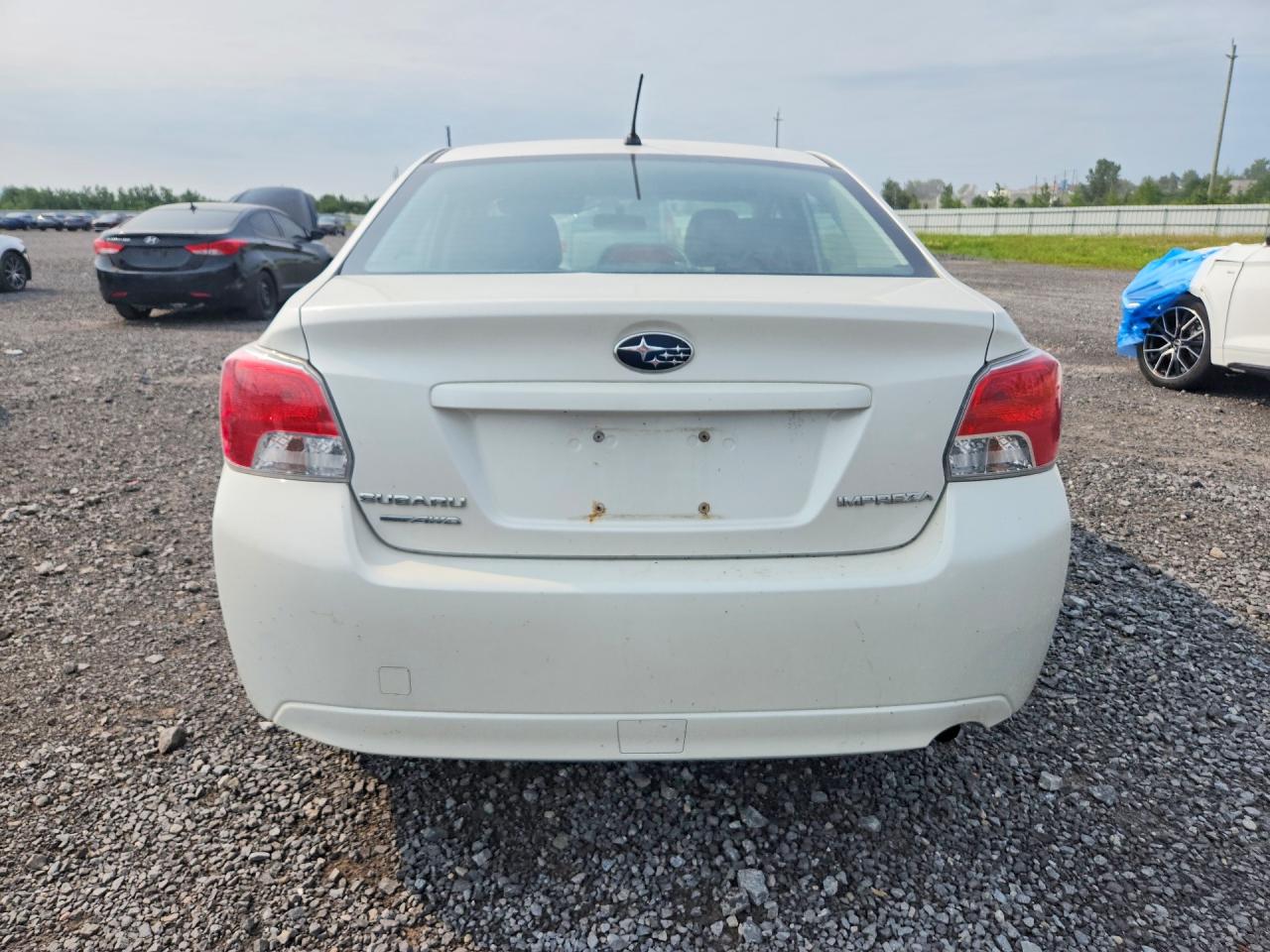 2012 Subaru Impreza White vin: JF1GJAA63CH007248