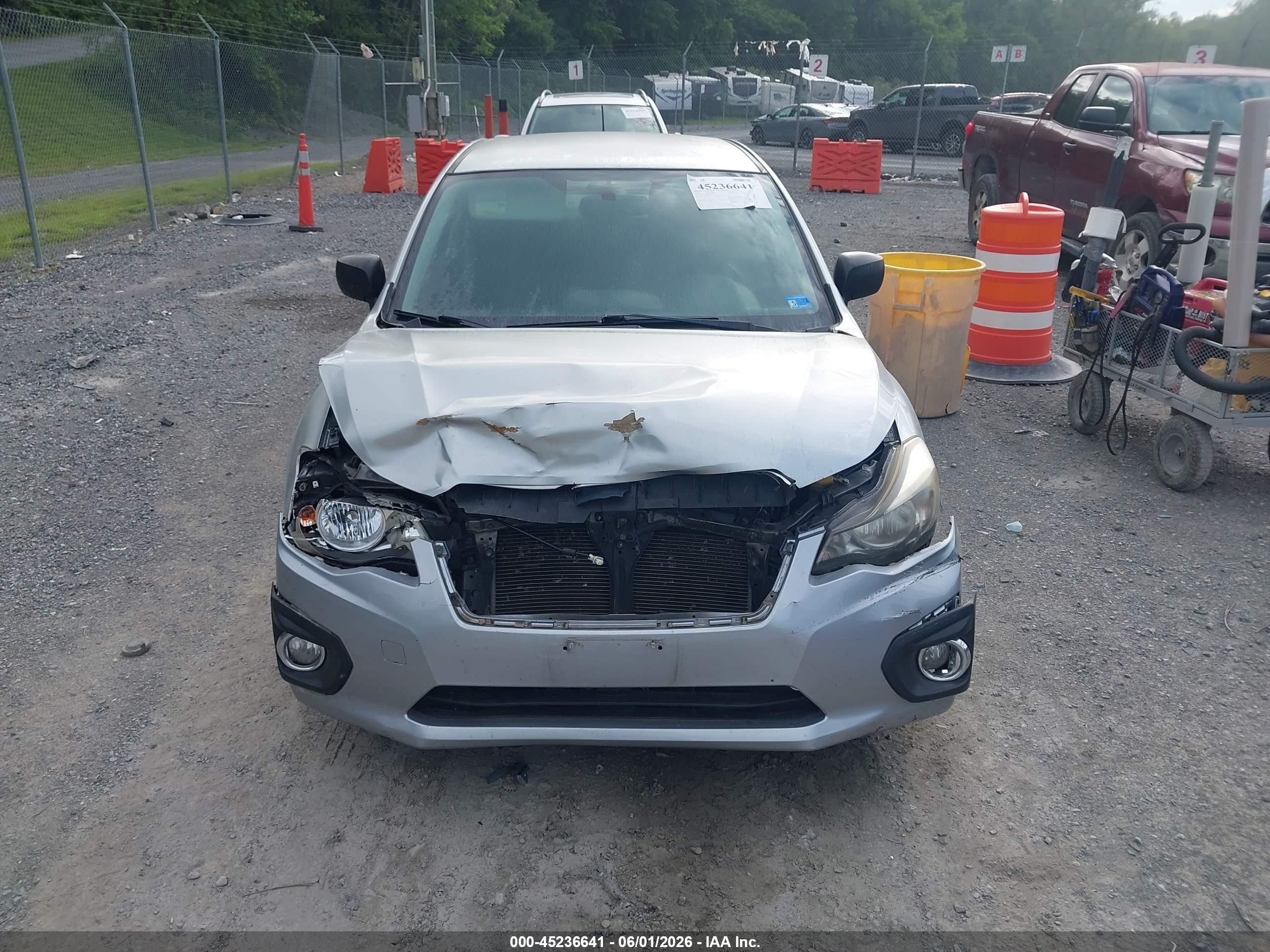 2012 Subaru Impreza 2.0i Silver vin: JF1GJAA63CH014426