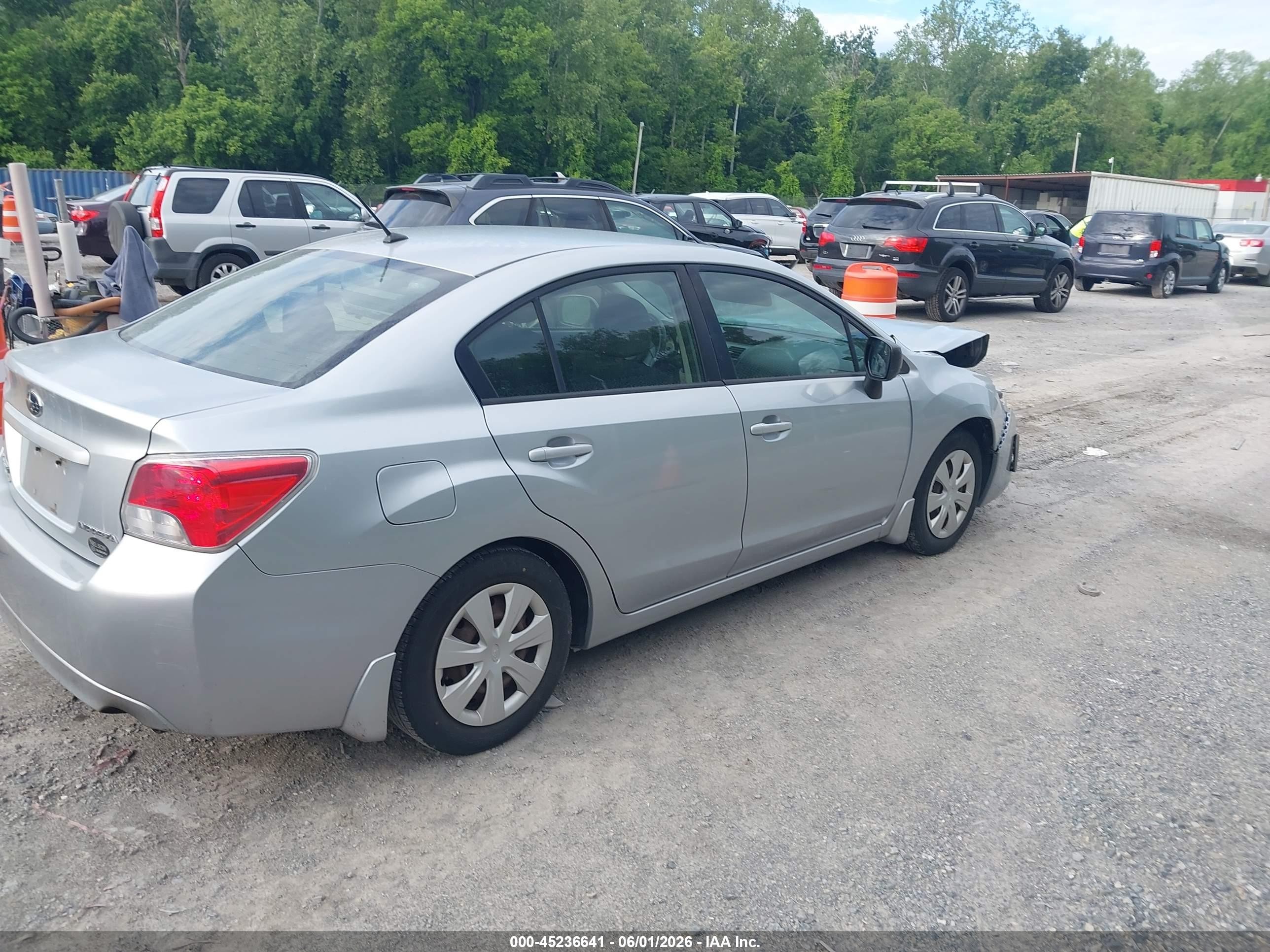 2012 Subaru Impreza 2.0i Silver vin: JF1GJAA63CH014426
