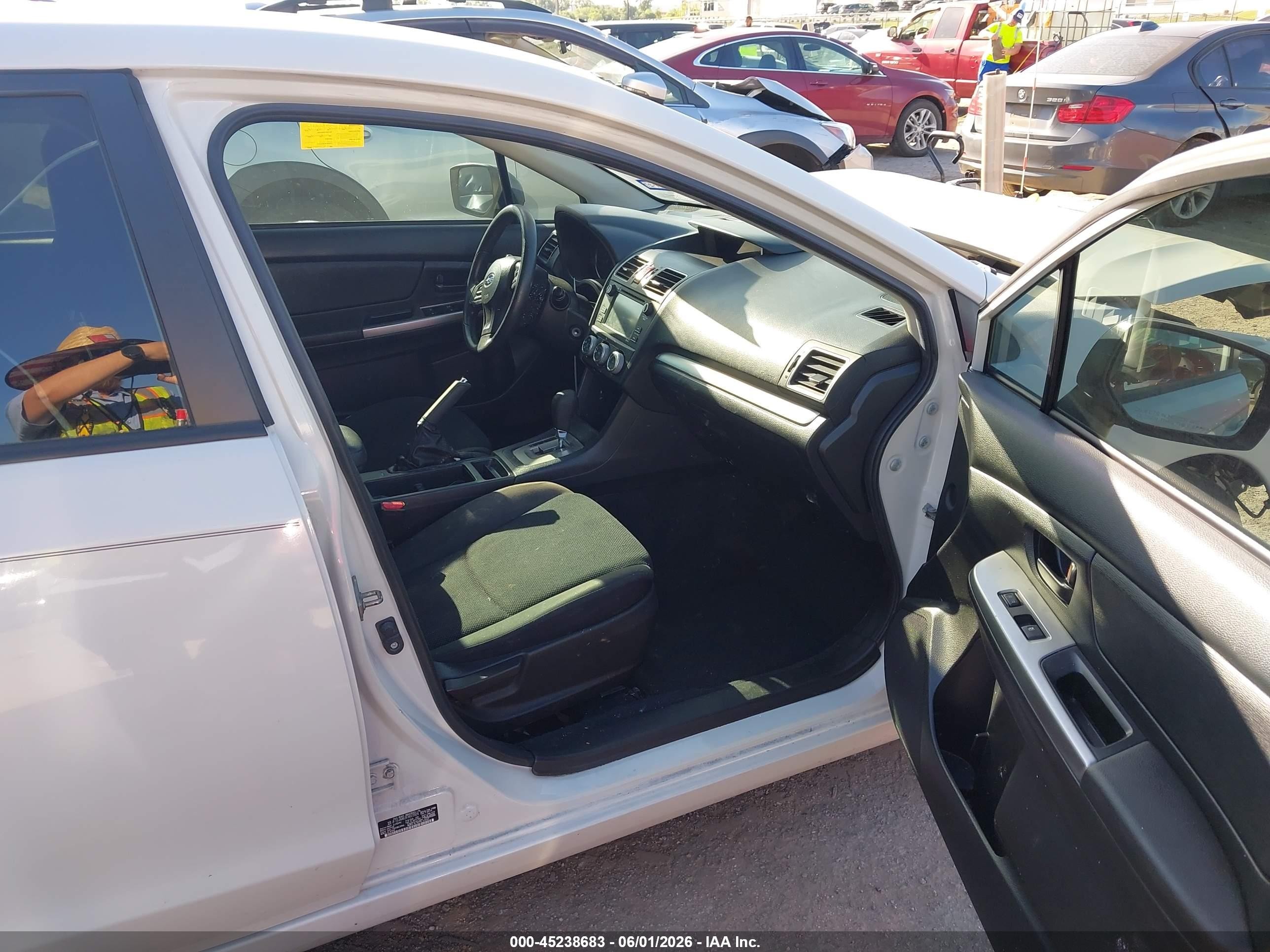 2015 Subaru Impreza 2.0i White vin: JF1GJAA63FH023924