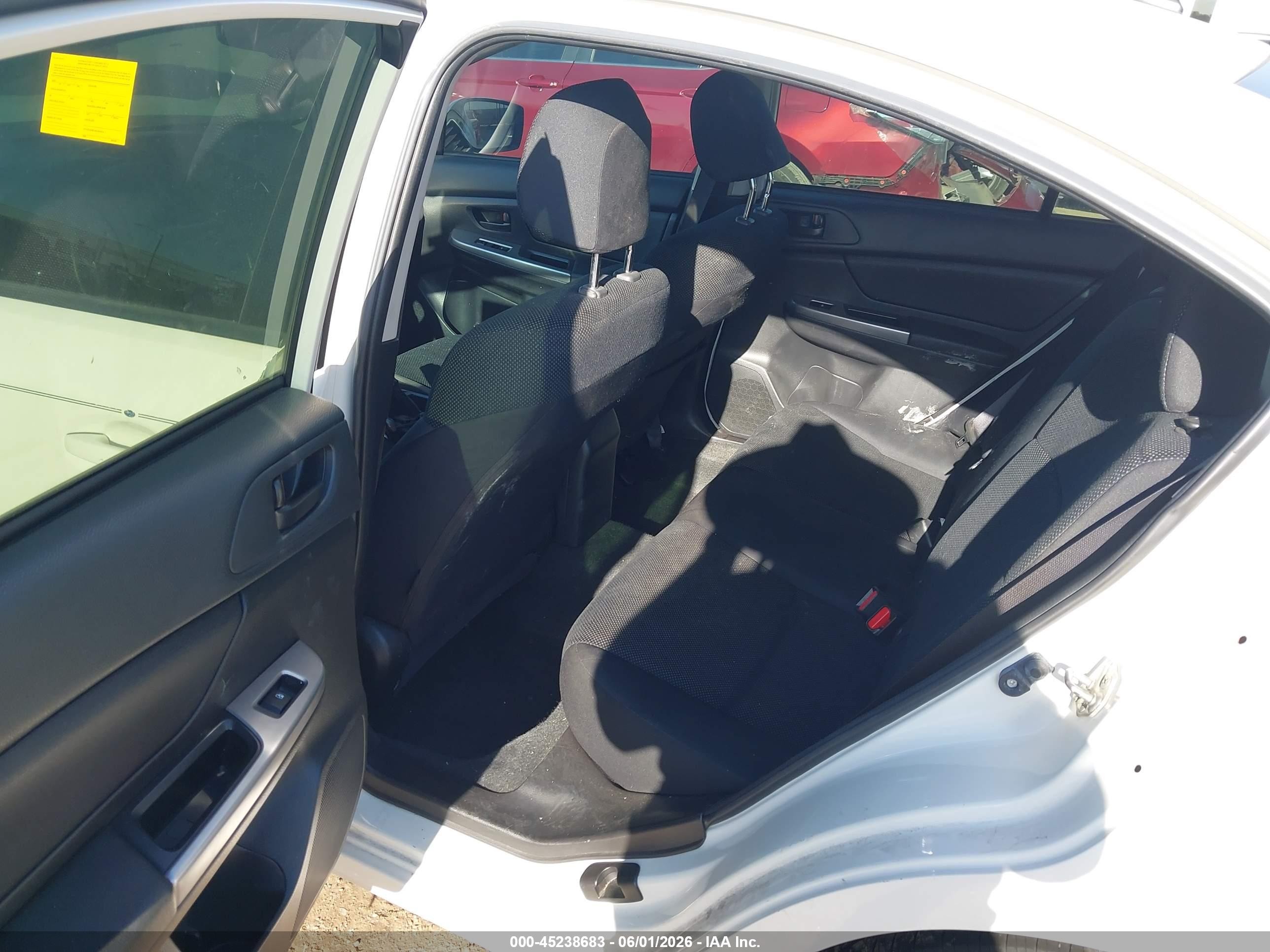 2015 Subaru Impreza 2.0i White vin: JF1GJAA63FH023924