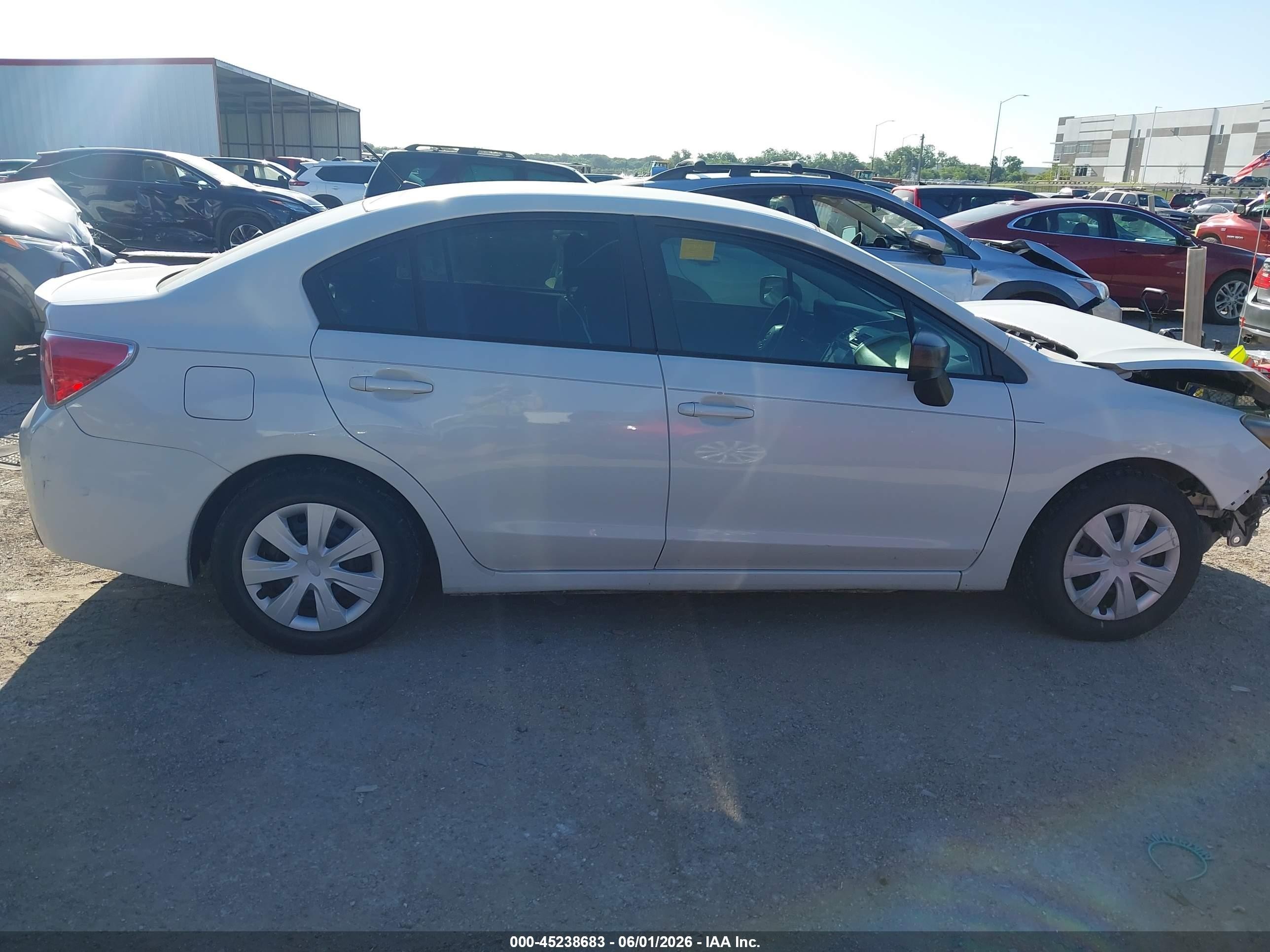 2015 Subaru Impreza 2.0i White vin: JF1GJAA63FH023924