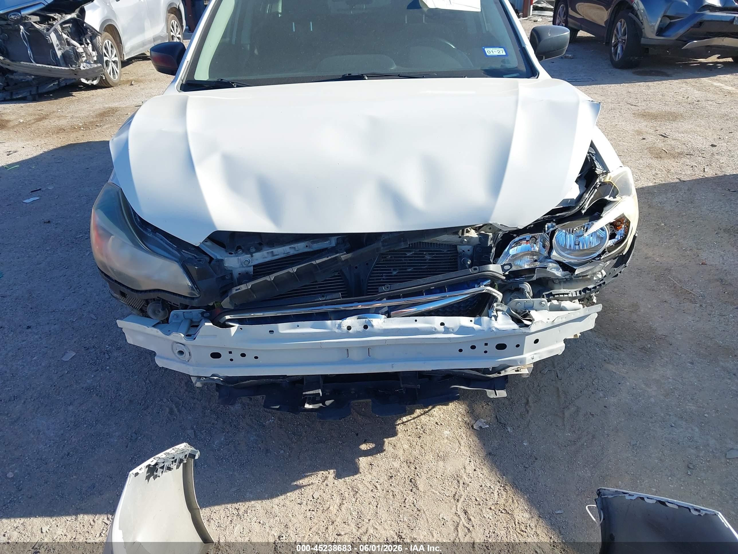 2015 Subaru Impreza 2.0i White vin: JF1GJAA63FH023924