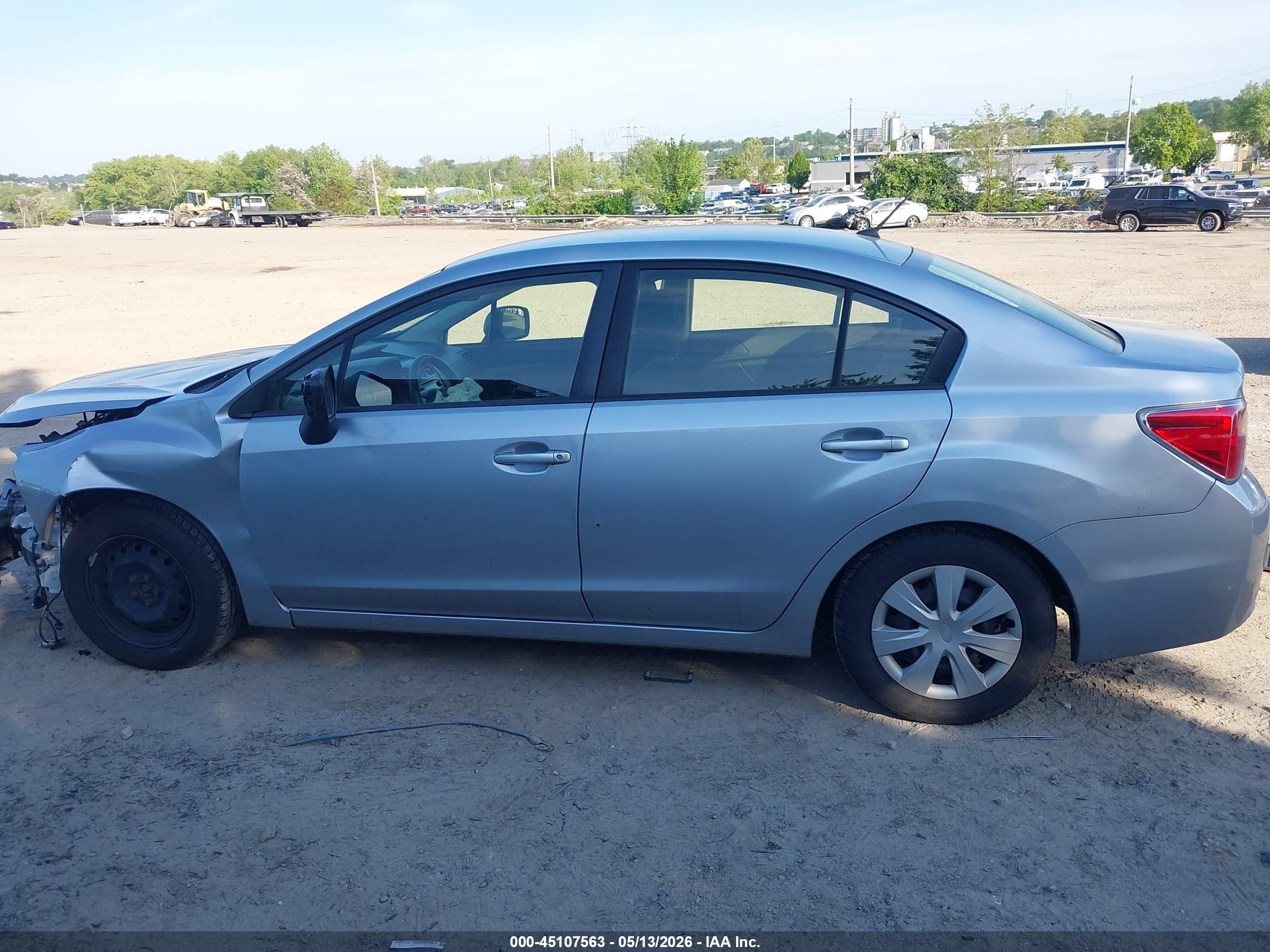 2013 Subaru Impreza 2.0i Серебряный vin: JF1GJAA64DH034802