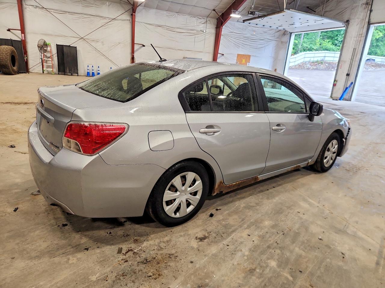 2014 Subaru Impreza Silver vin: JF1GJAA64EG013309
