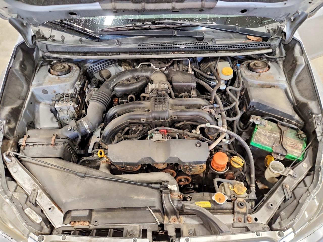 2014 Subaru Impreza Silver vin: JF1GJAA64EG013309