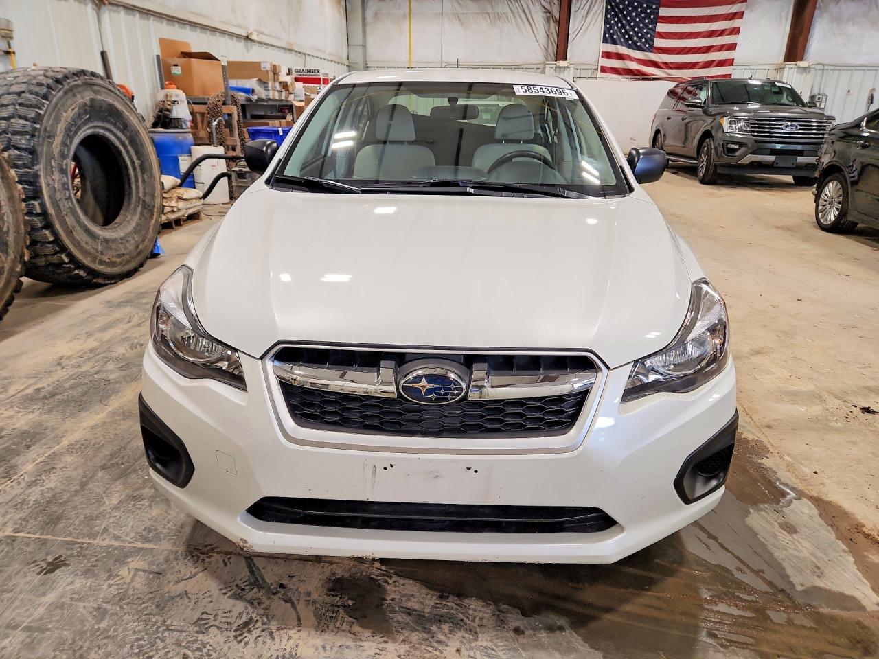 2014 Subaru Impreza Белый vin: JF1GJAA65EH023325