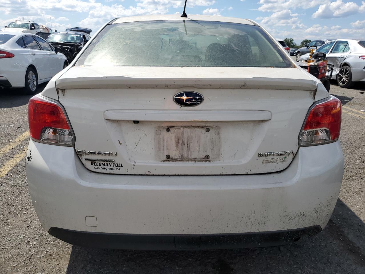 2015 Subaru Impreza White vin: JF1GJAA65FG024594