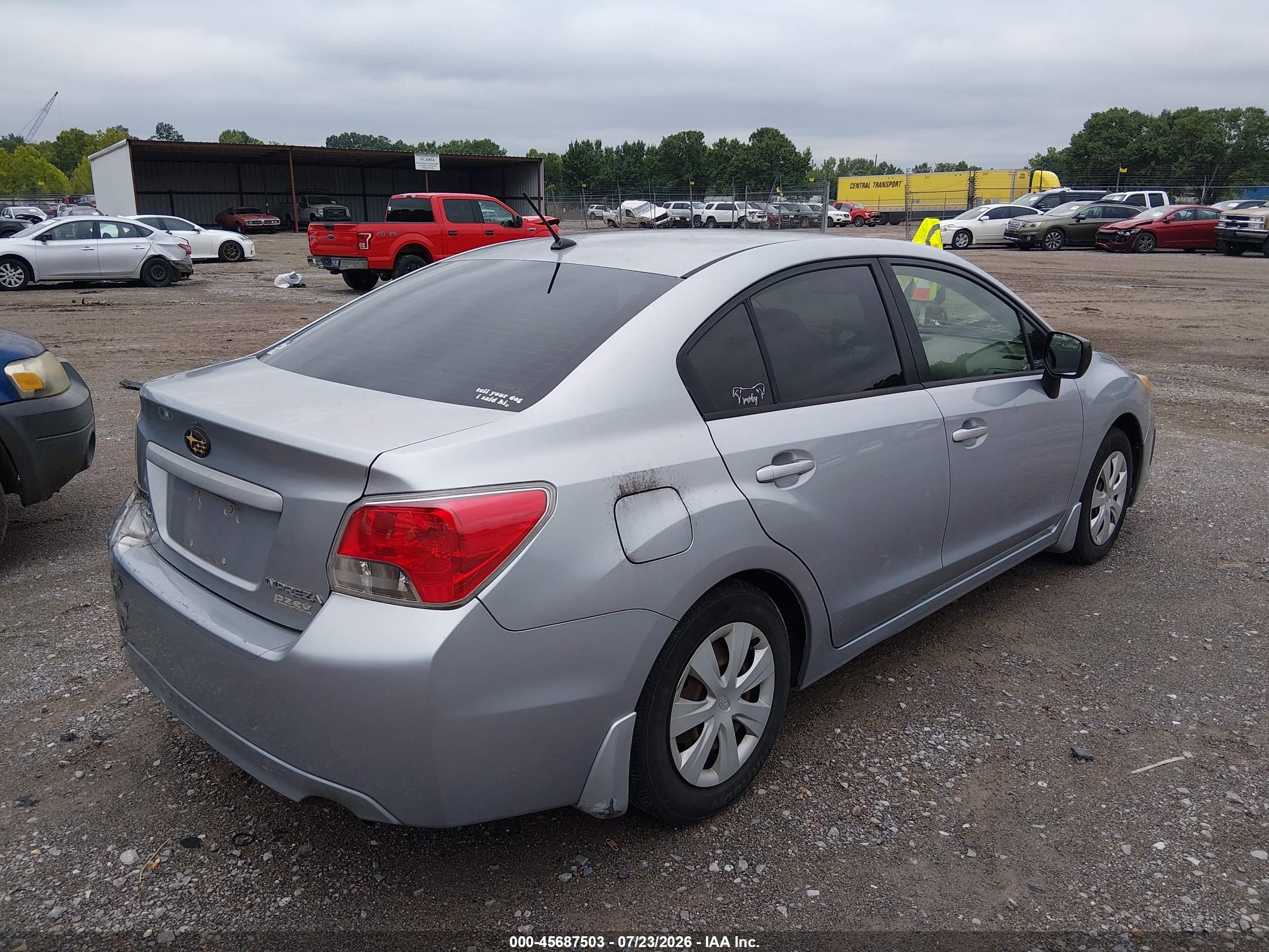 2013 Subaru Impreza 2.0i Silver vin: JF1GJAA66DG006134