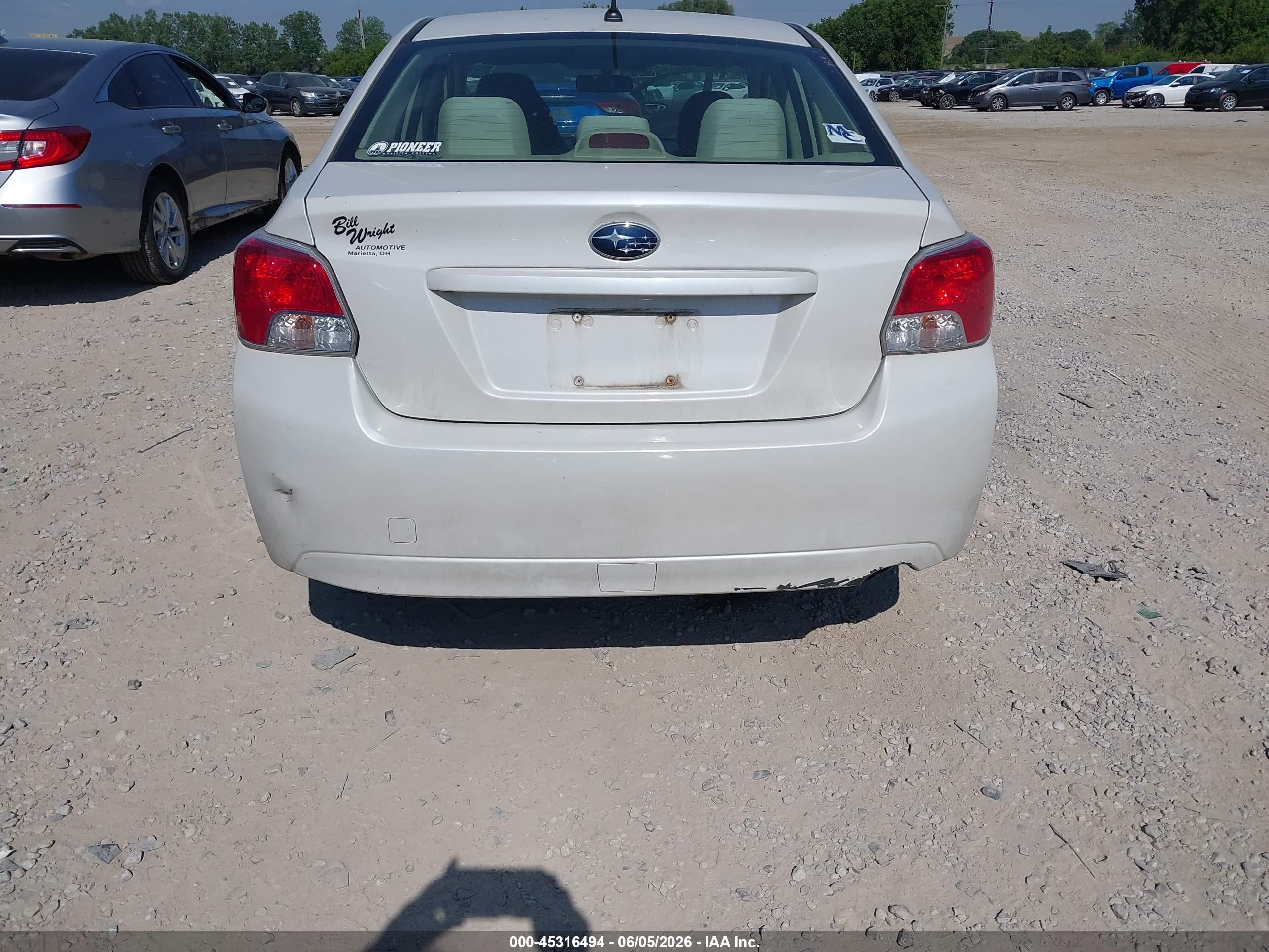 2013 Subaru Impreza 2.0i White vin: JF1GJAA66DH022828