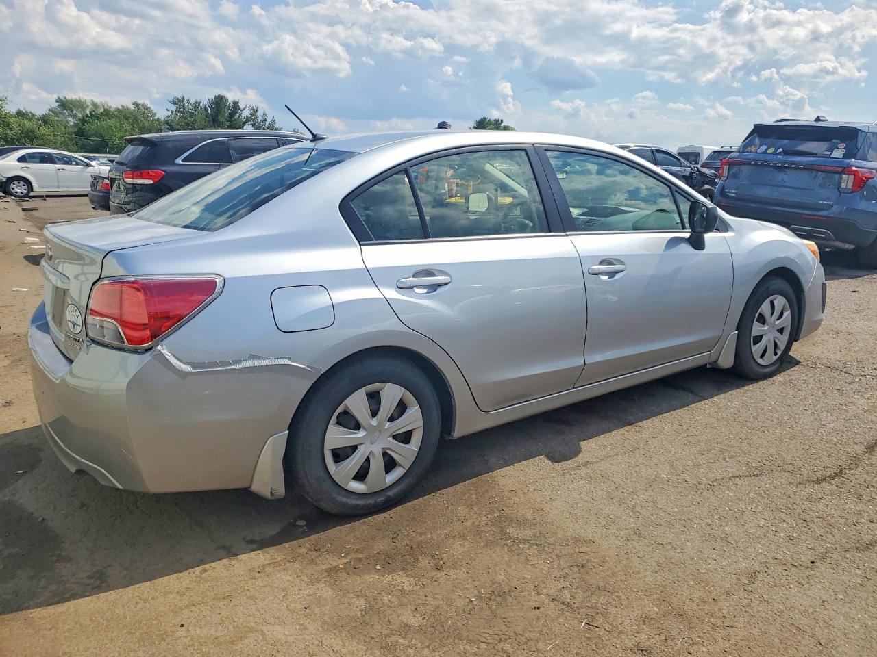 2014 Subaru Impreza Серебряный vin: JF1GJAA66EH024693