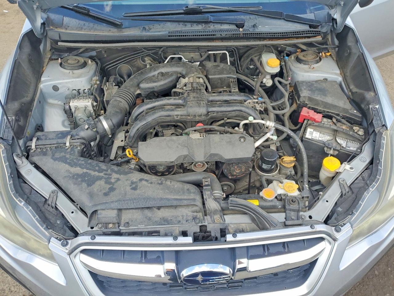 2014 Subaru Impreza Серебряный vin: JF1GJAA66EH024693