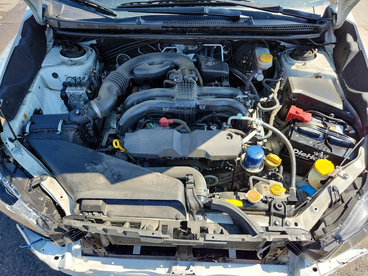 2015 Subaru Impreza Белый vin: JF1GJAA66FH004252