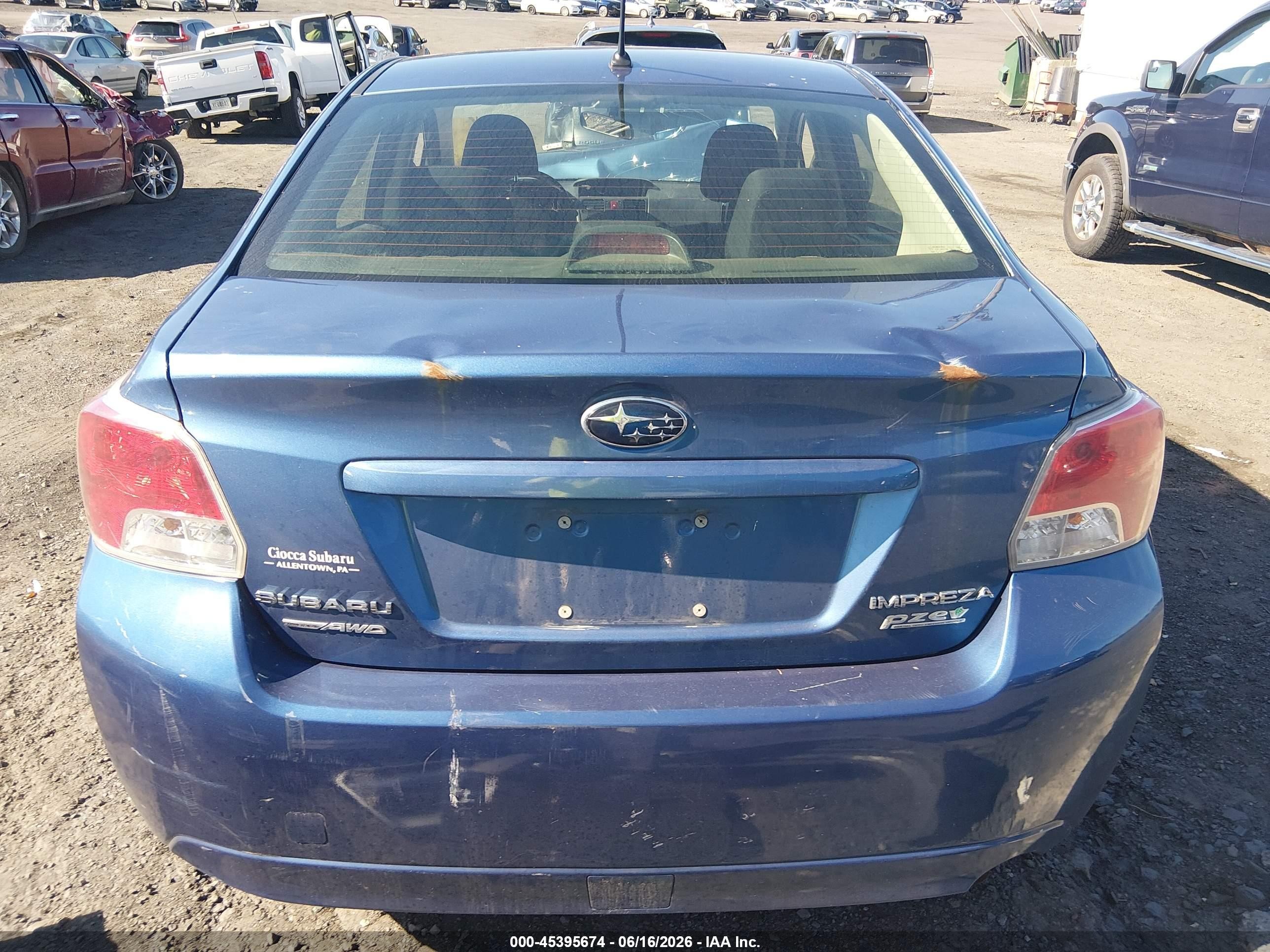 2014 Subaru Impreza 2.0i Blue vin: JF1GJAA67EH006428