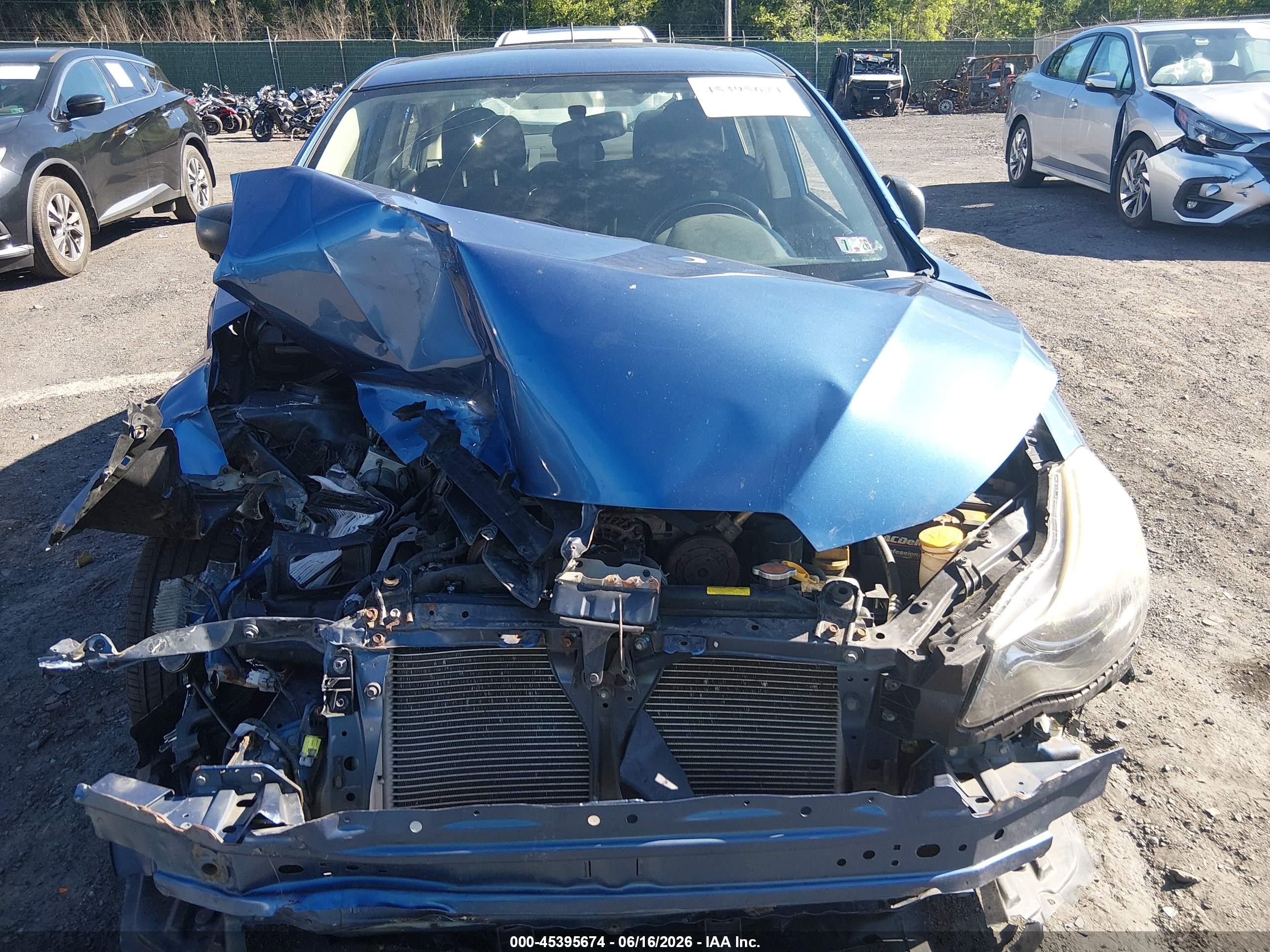 2014 Subaru Impreza 2.0i Blue vin: JF1GJAA67EH006428