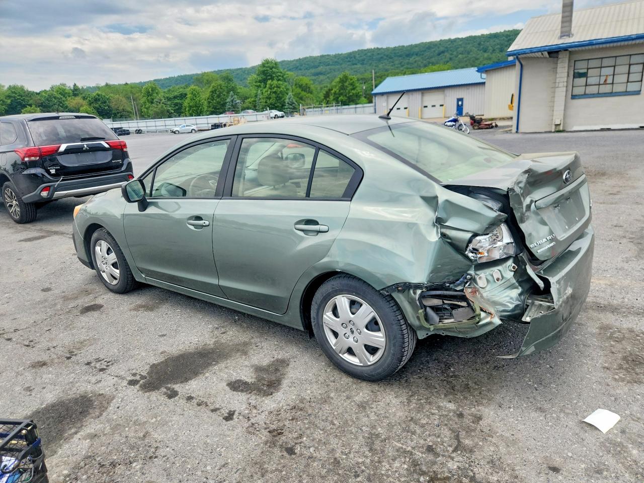 2014 Subaru Impreza Green vin: JF1GJAA68EH020175