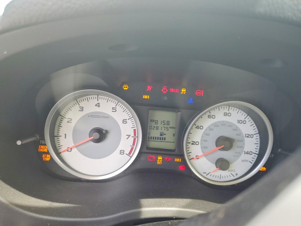 2014 Subaru Impreza White vin: JF1GJAA68EH021231