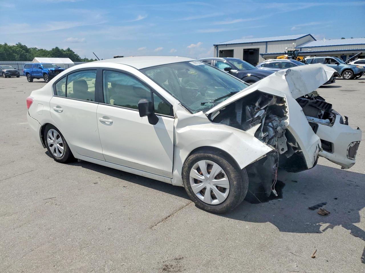 2014 Subaru Impreza White vin: JF1GJAA68EH021231