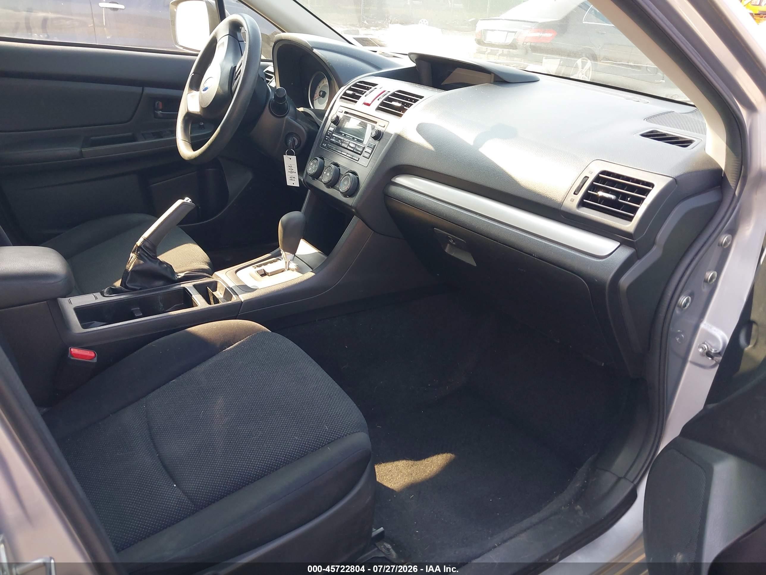 2014 Subaru Impreza 2.0i Silver vin: JF1GJAA68EH024081